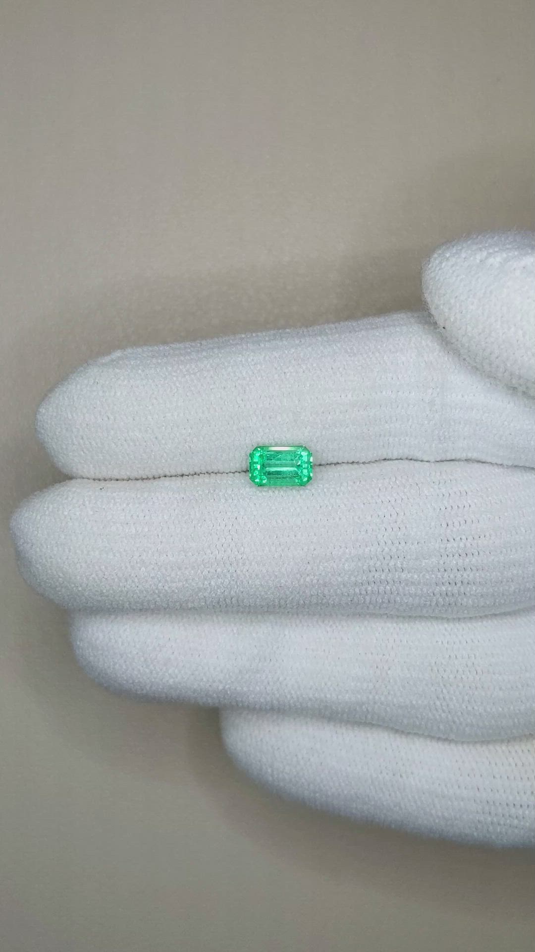 0.82 Ct. Emerald from Russia Size Video