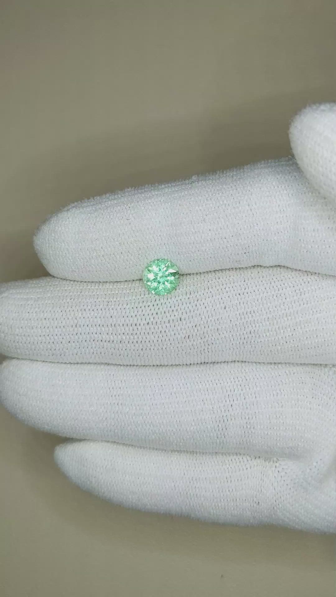 0.89 Ct. Emerald from Russia Size Video