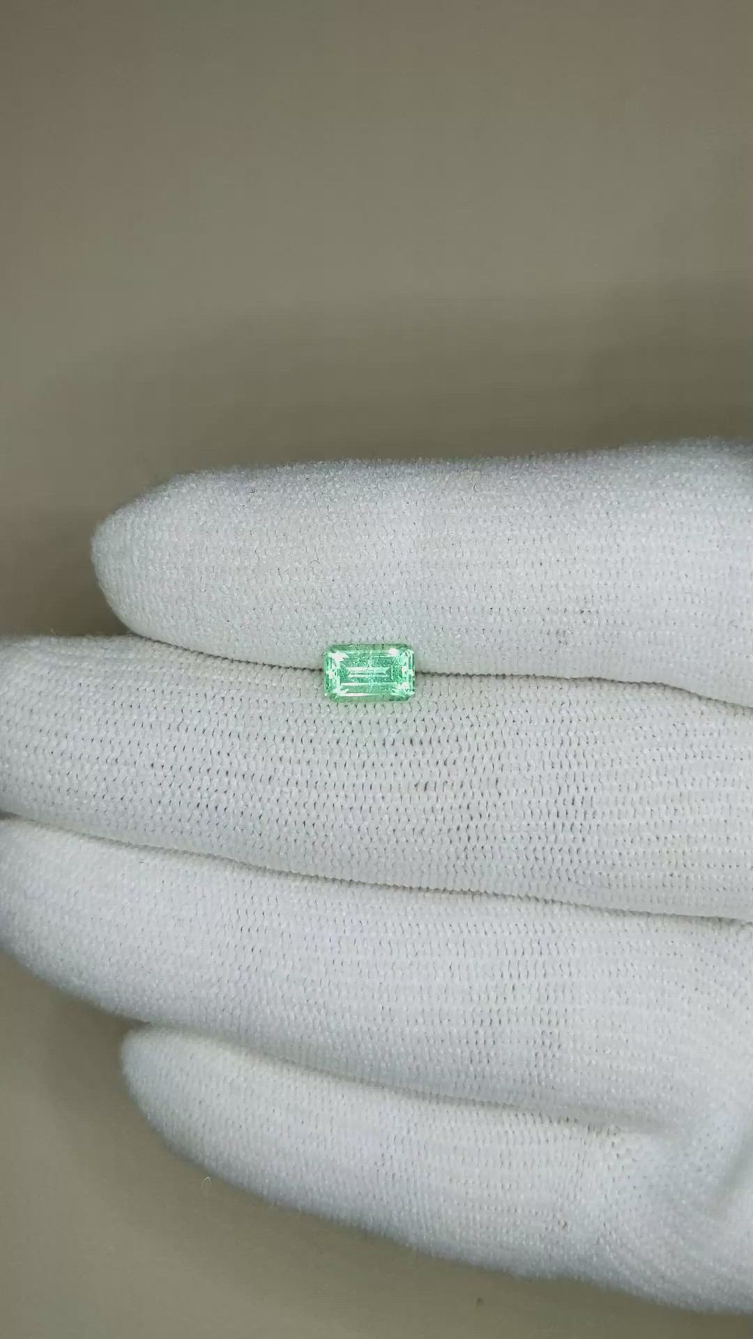 0.84 Ct. Emerald from Russia Size Video