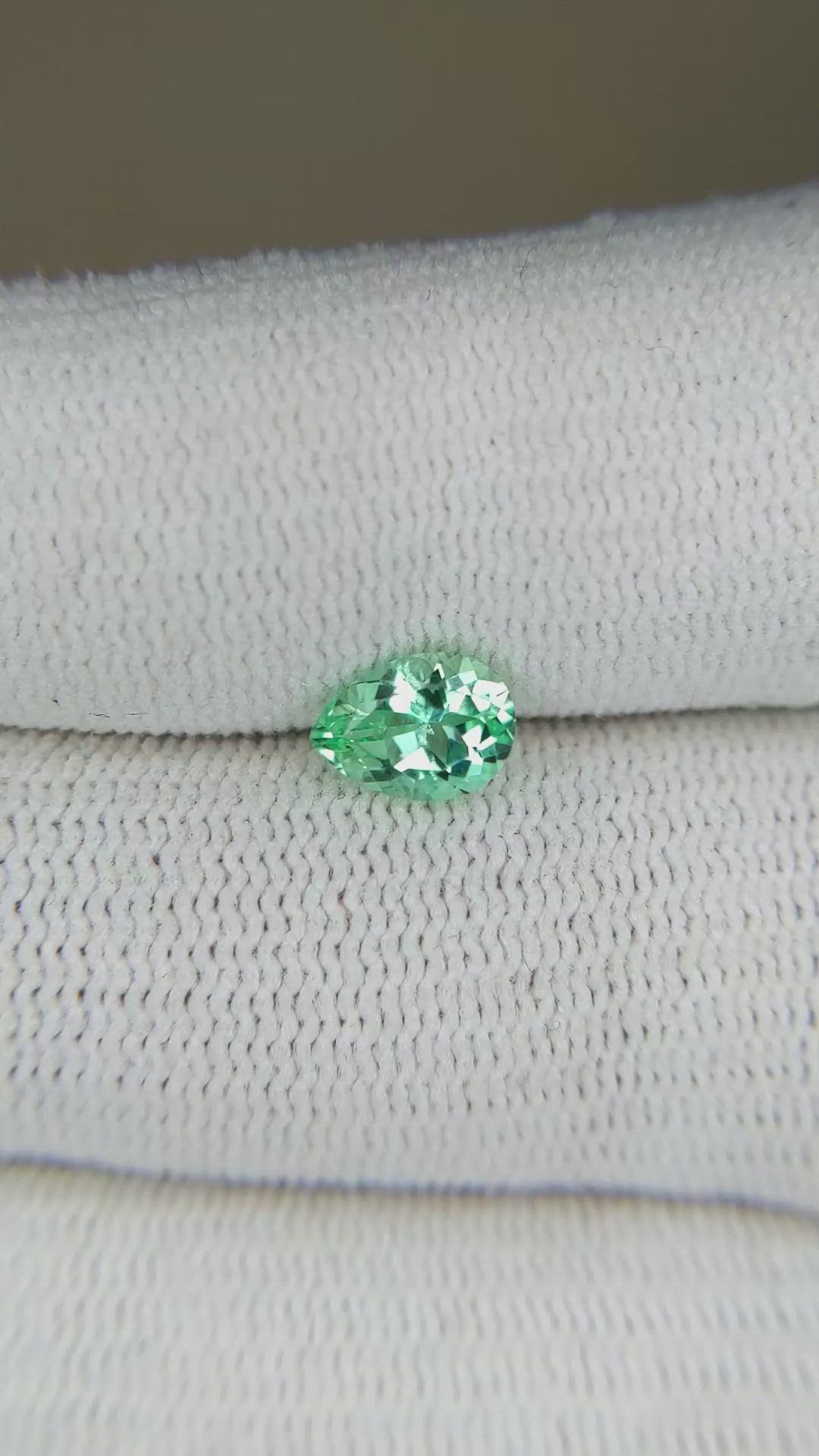 0.83 Ct. Emerald from Russia Size Video