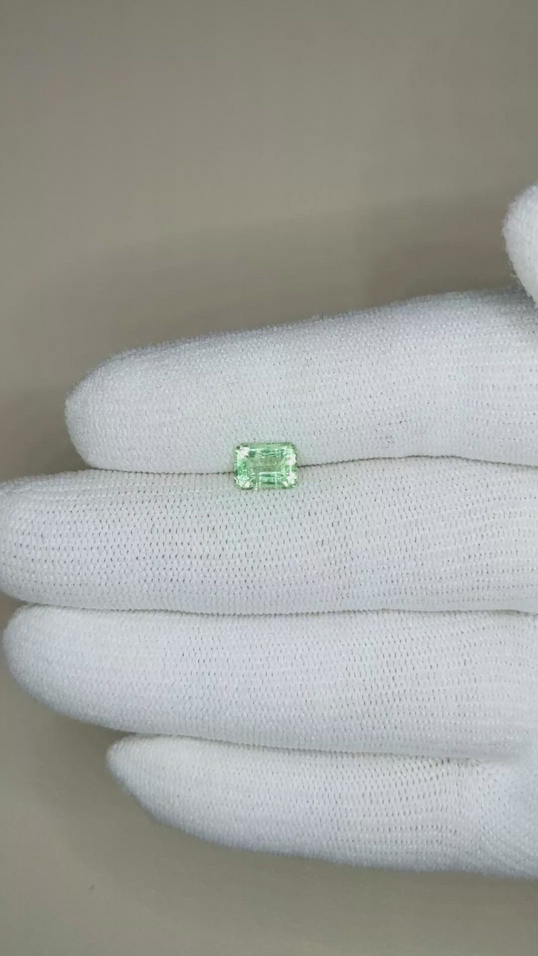 0.97 Ct. Emerald from Russia Size Video