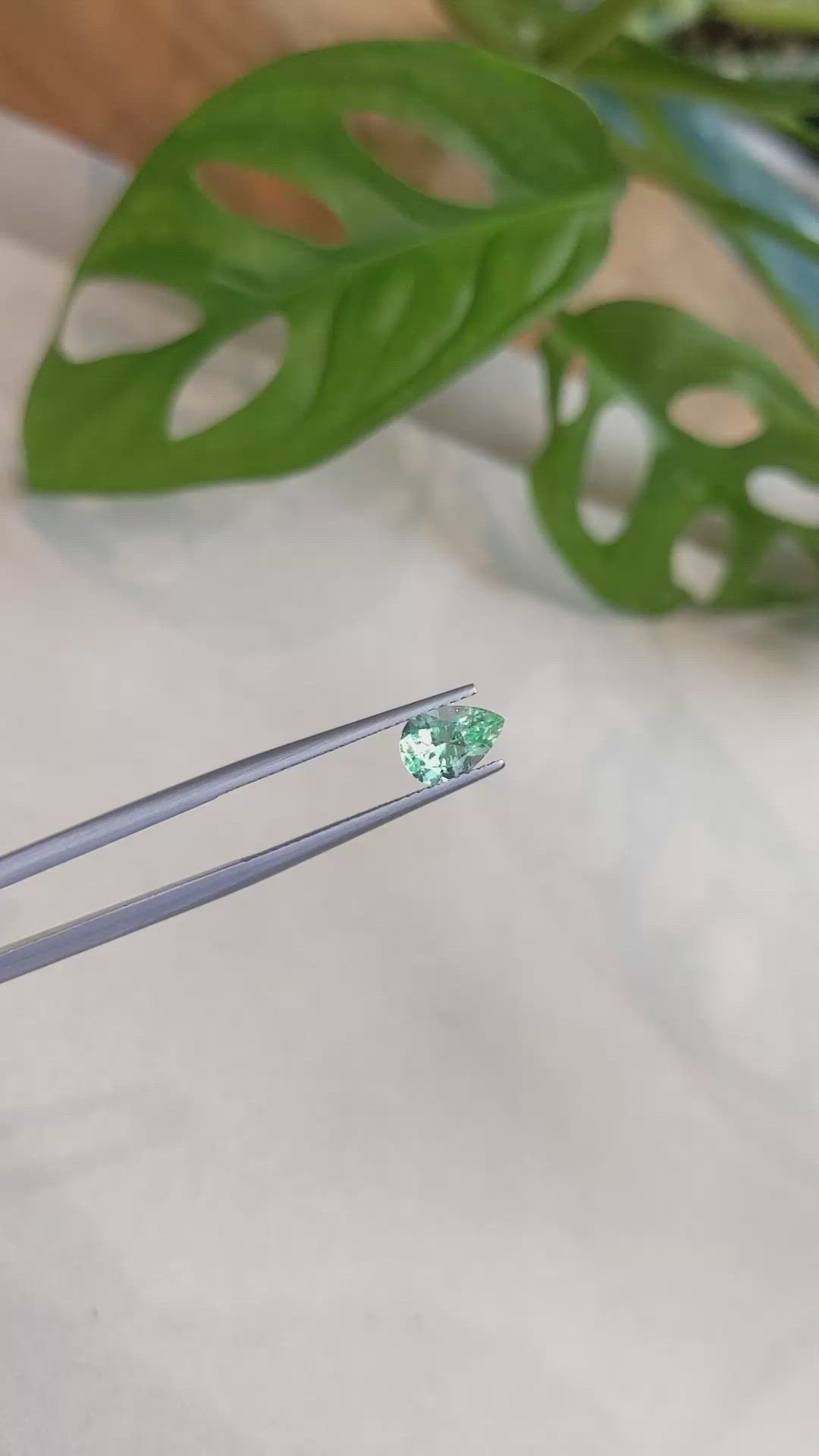 0.90 Ct. Emerald from Russia Size Video