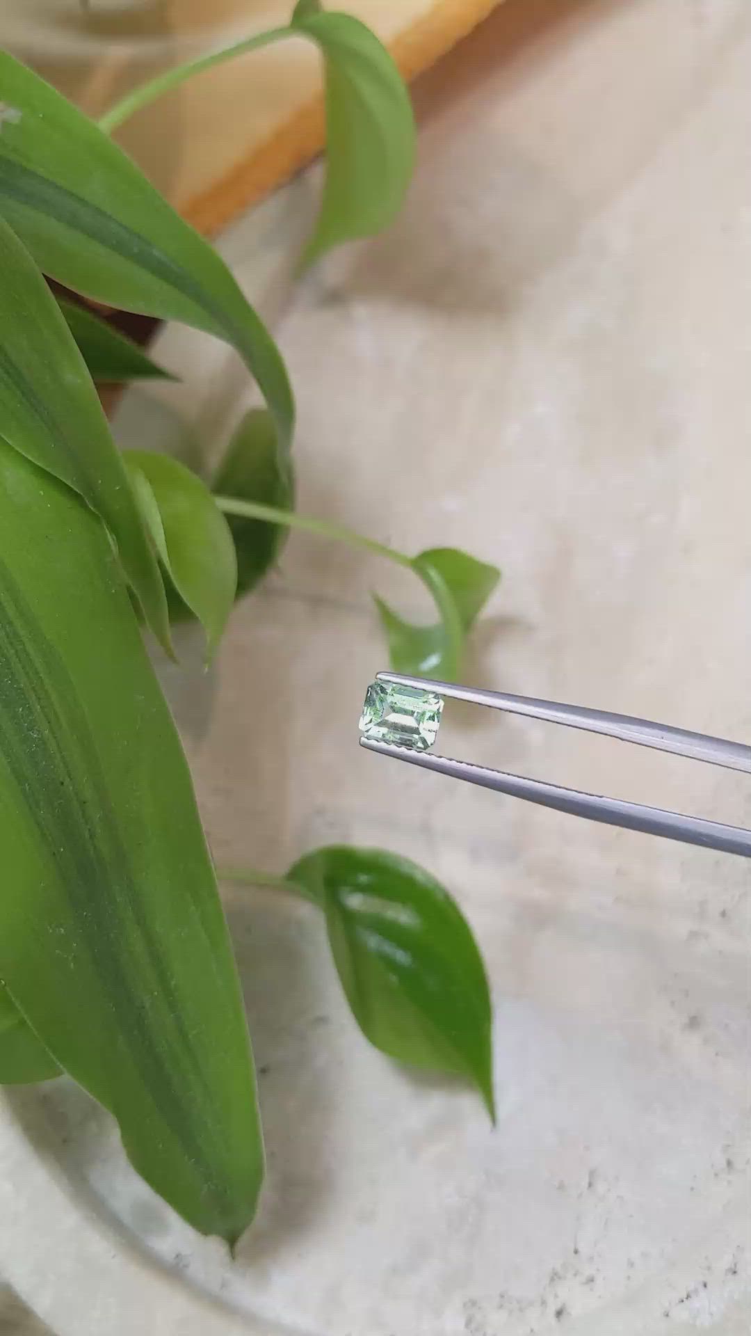 0.87 Ct. Emerald from Russia Size Video
