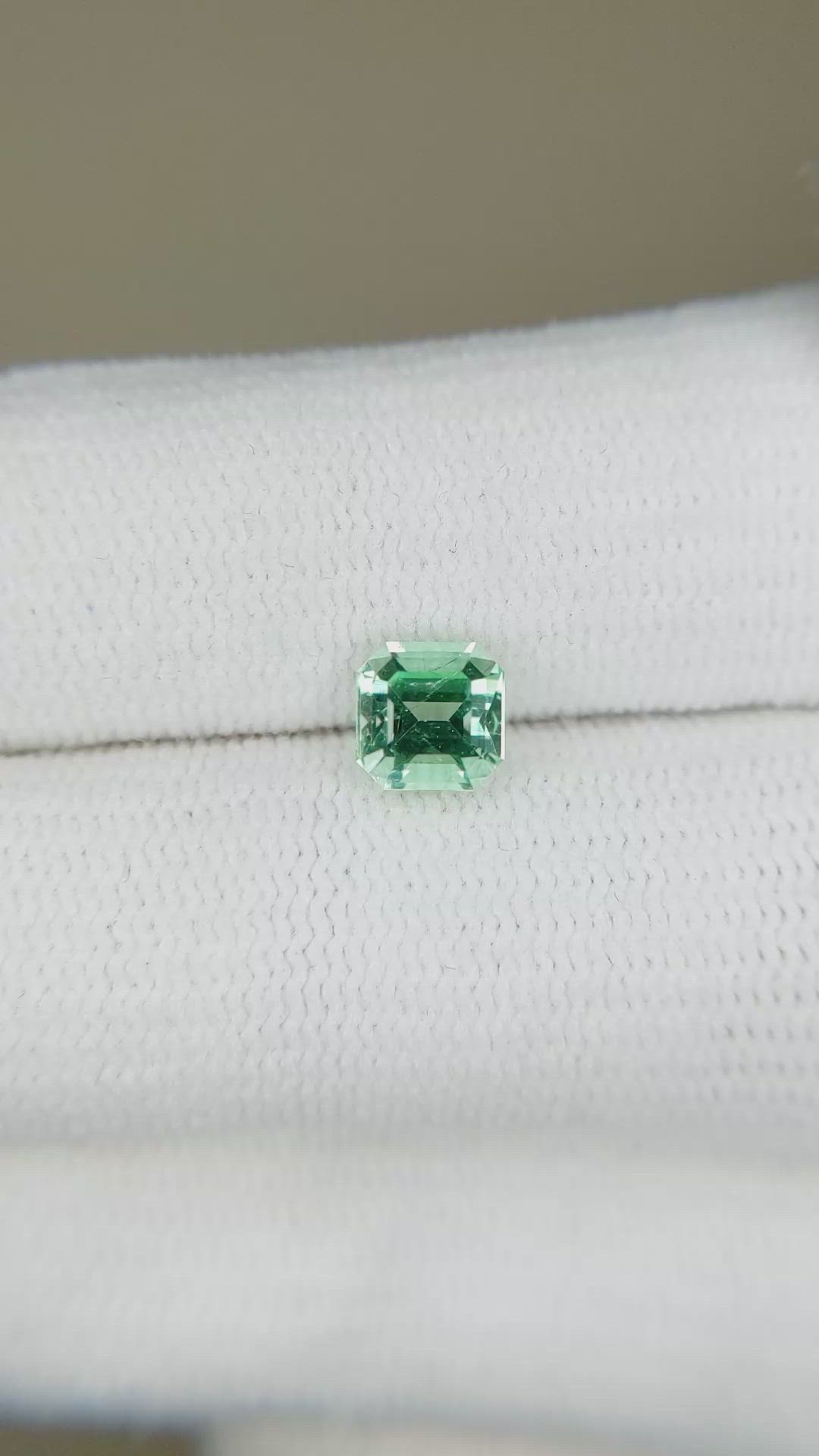 0.78 Ct. Emerald from Russia Size Video