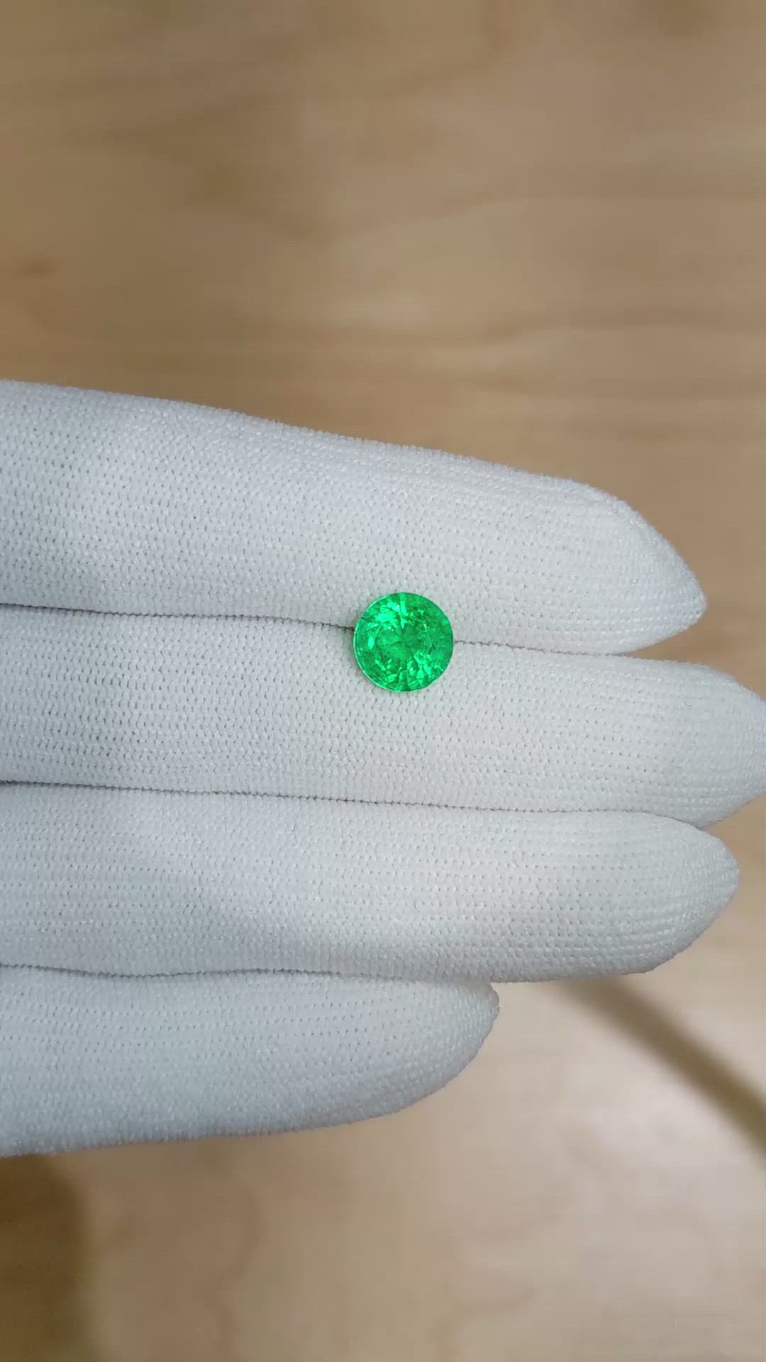1.83 Ct. Emerald from Zambia Size Video