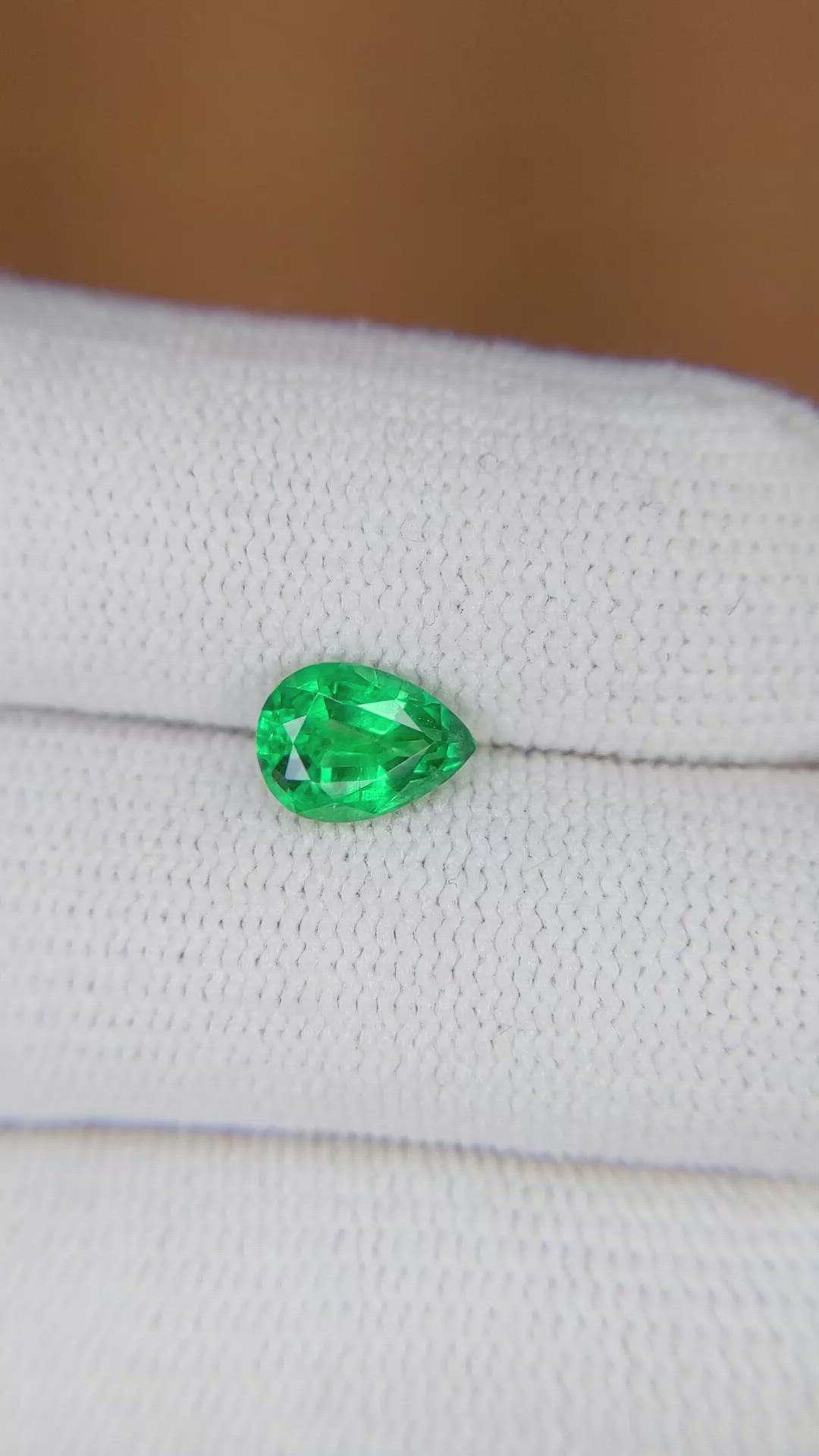 1.03 Ct. Emerald from Zambia Size Video