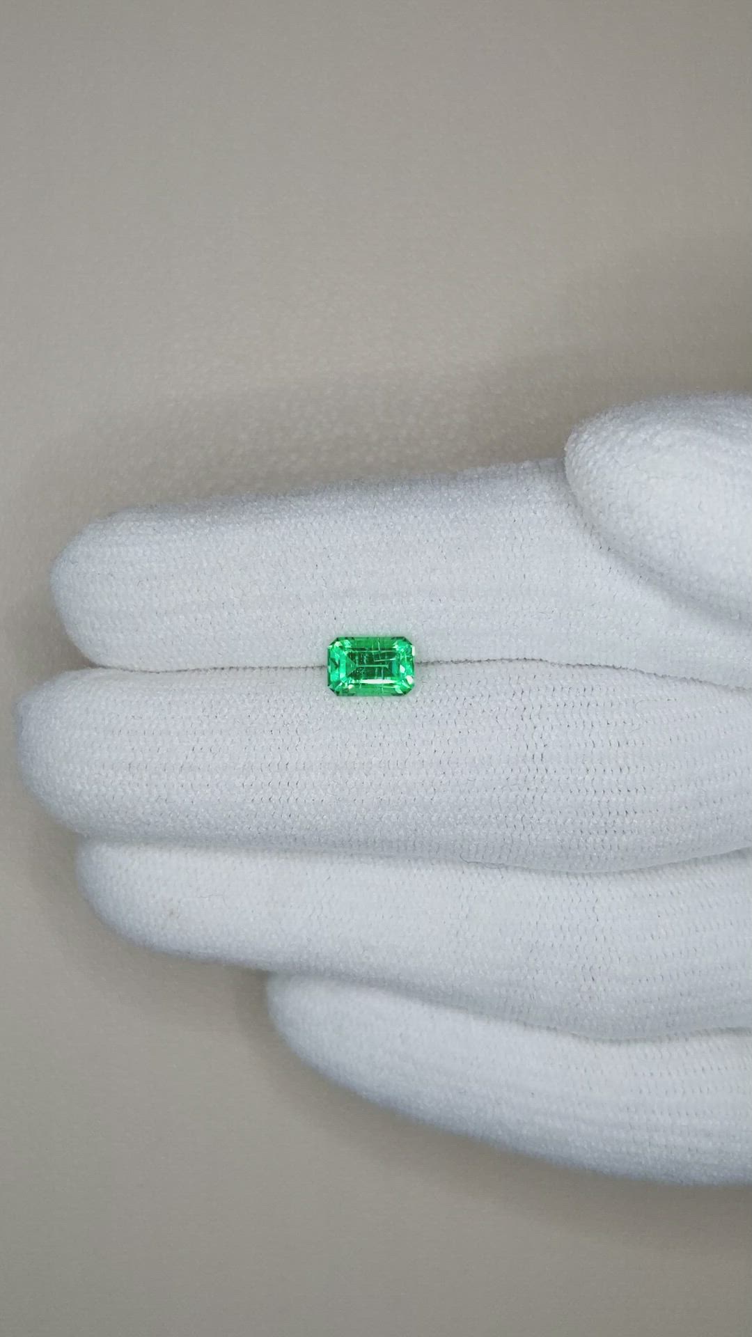 0.73 Ct. Emerald from Russia Size Video