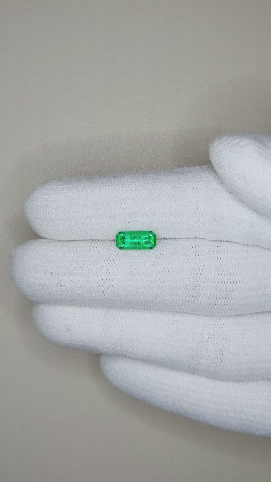 0.70 Ct. Emerald from Russia Size Video