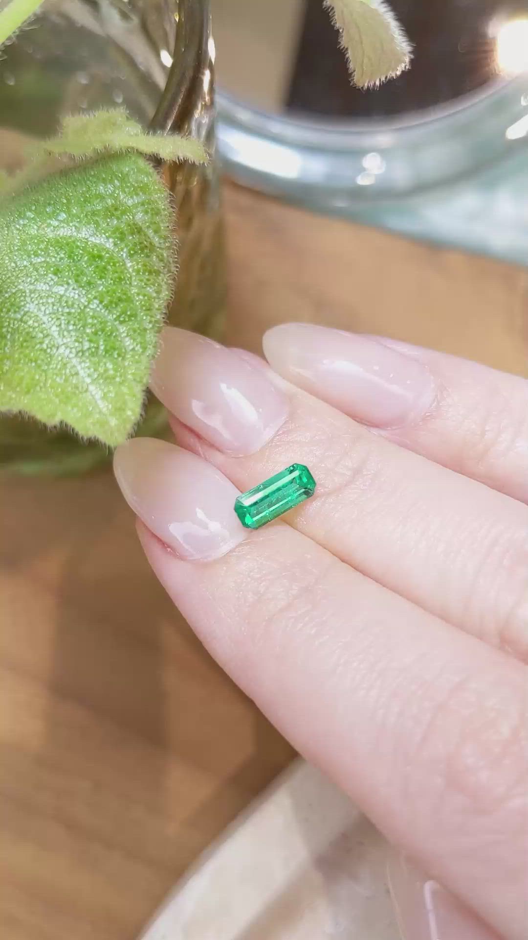 0.70 Ct. Emerald from Russia Size Video