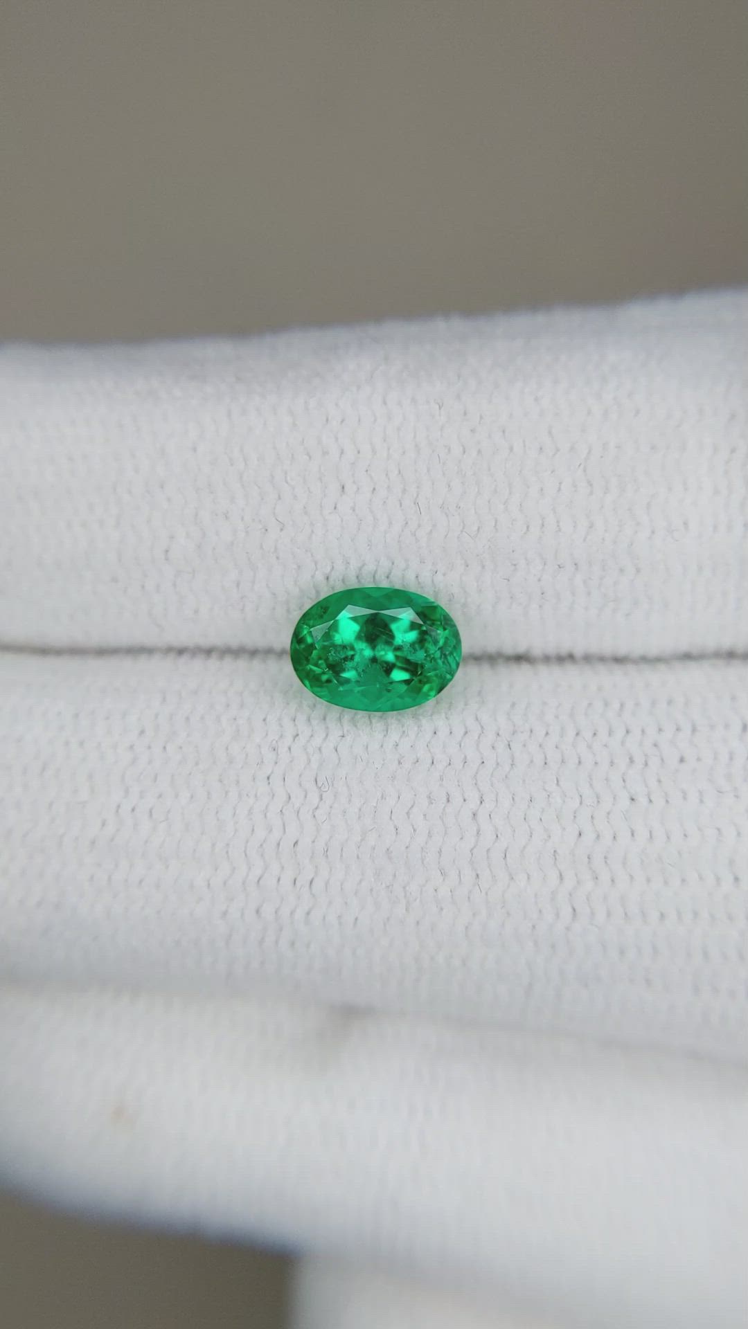 0.81 Ct. Emerald from Russia Size Video