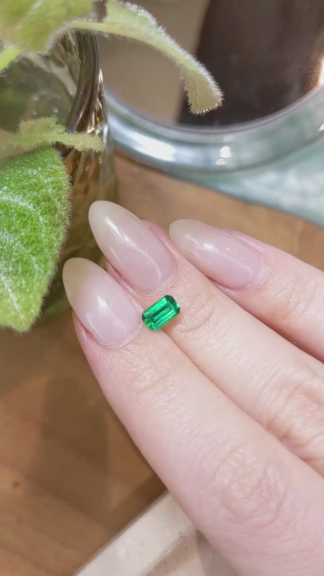 0.50 Ct. Emerald from Russia Size Video