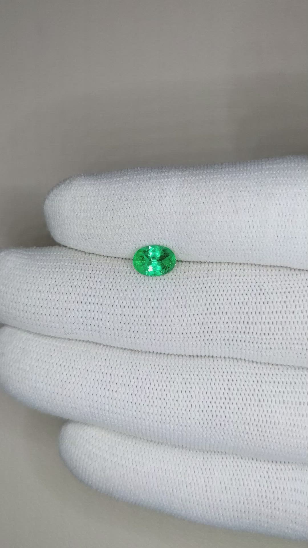 0.84 Ct. Emerald from Russia Size Video
