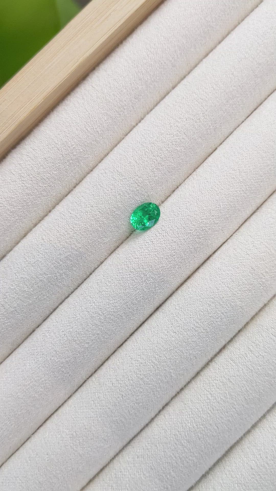 0.73 Ct. Emerald from Russia Size Video