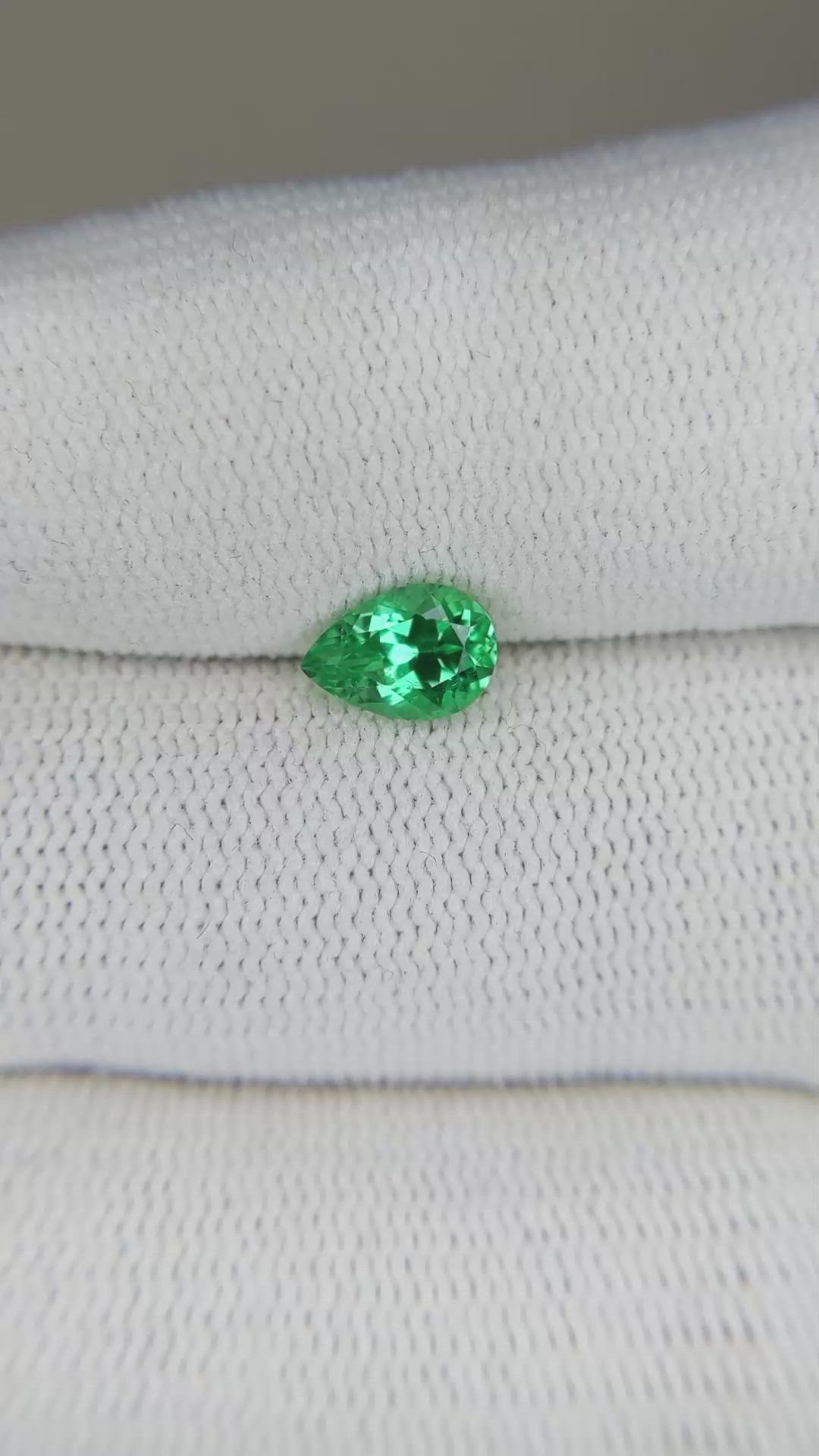 0.74 Ct. Emerald from Russia Size Video