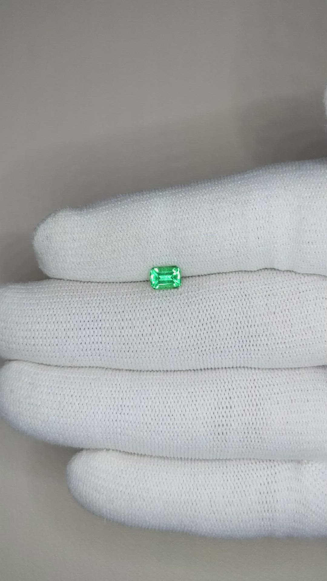 0.52 Ct. Emerald from Russia Size Video