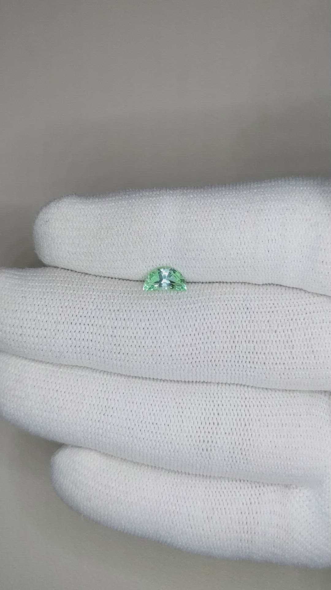 0.51 Ct. Emerald from Russia Size Video