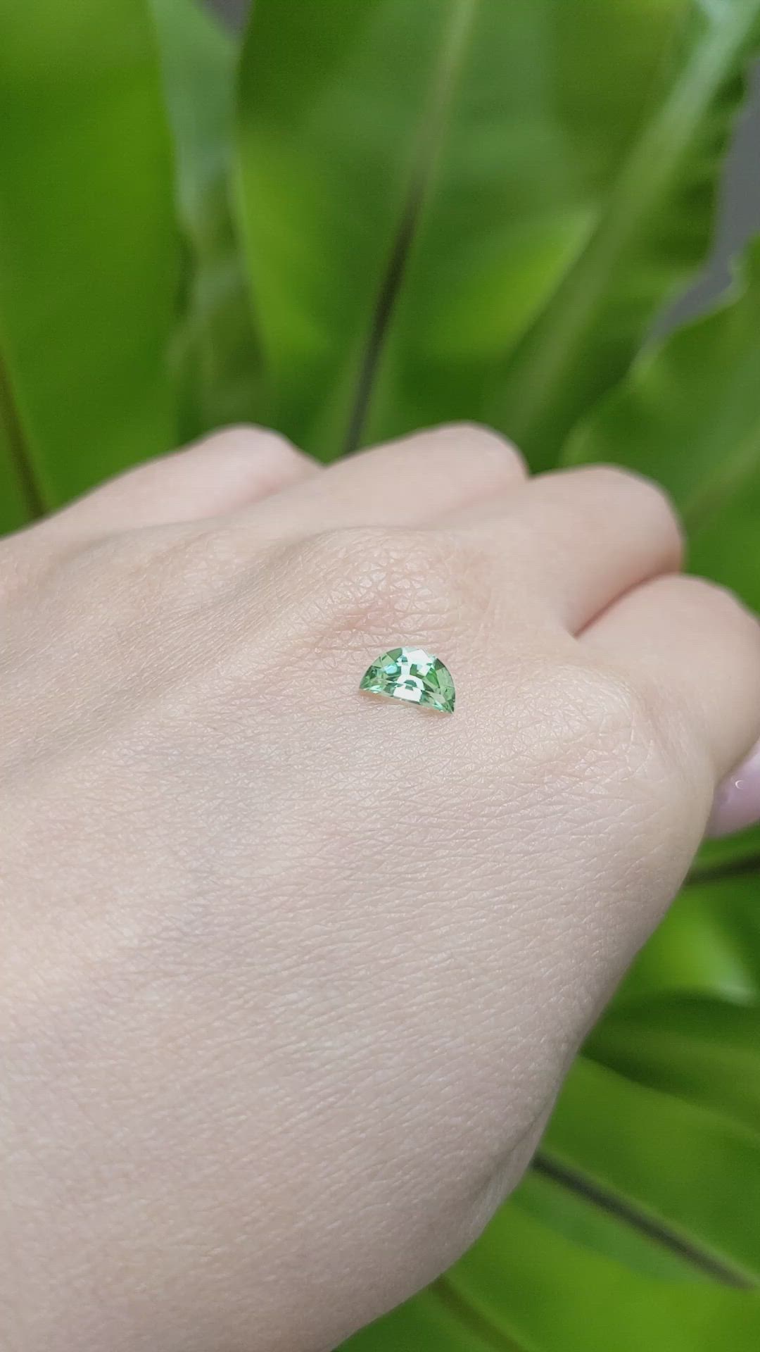 0.51 Ct. Emerald from Russia Size Video