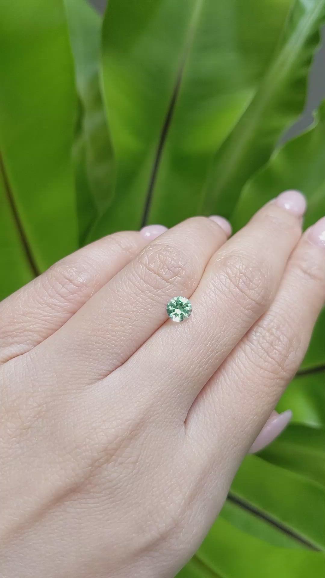 0.51 Ct. Emerald from Russia Size Video