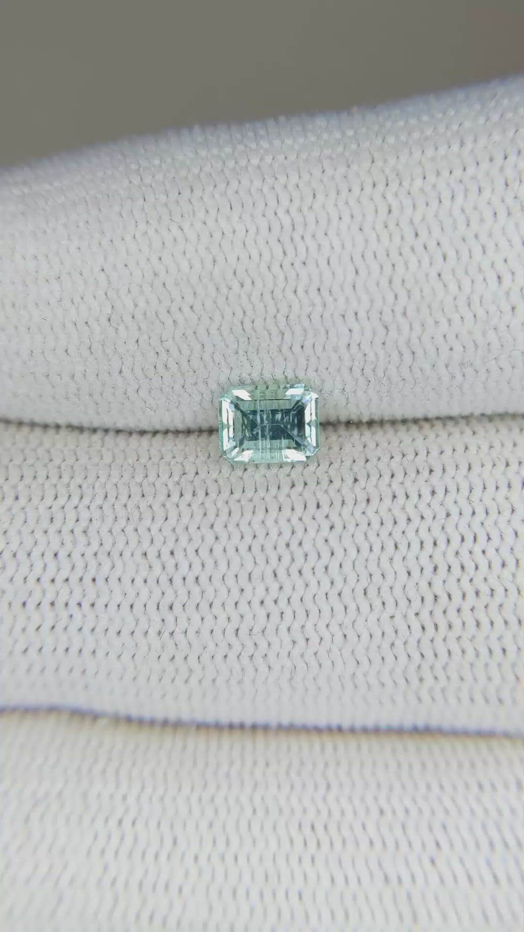 0.61 Ct. Emerald from Russia Size Video