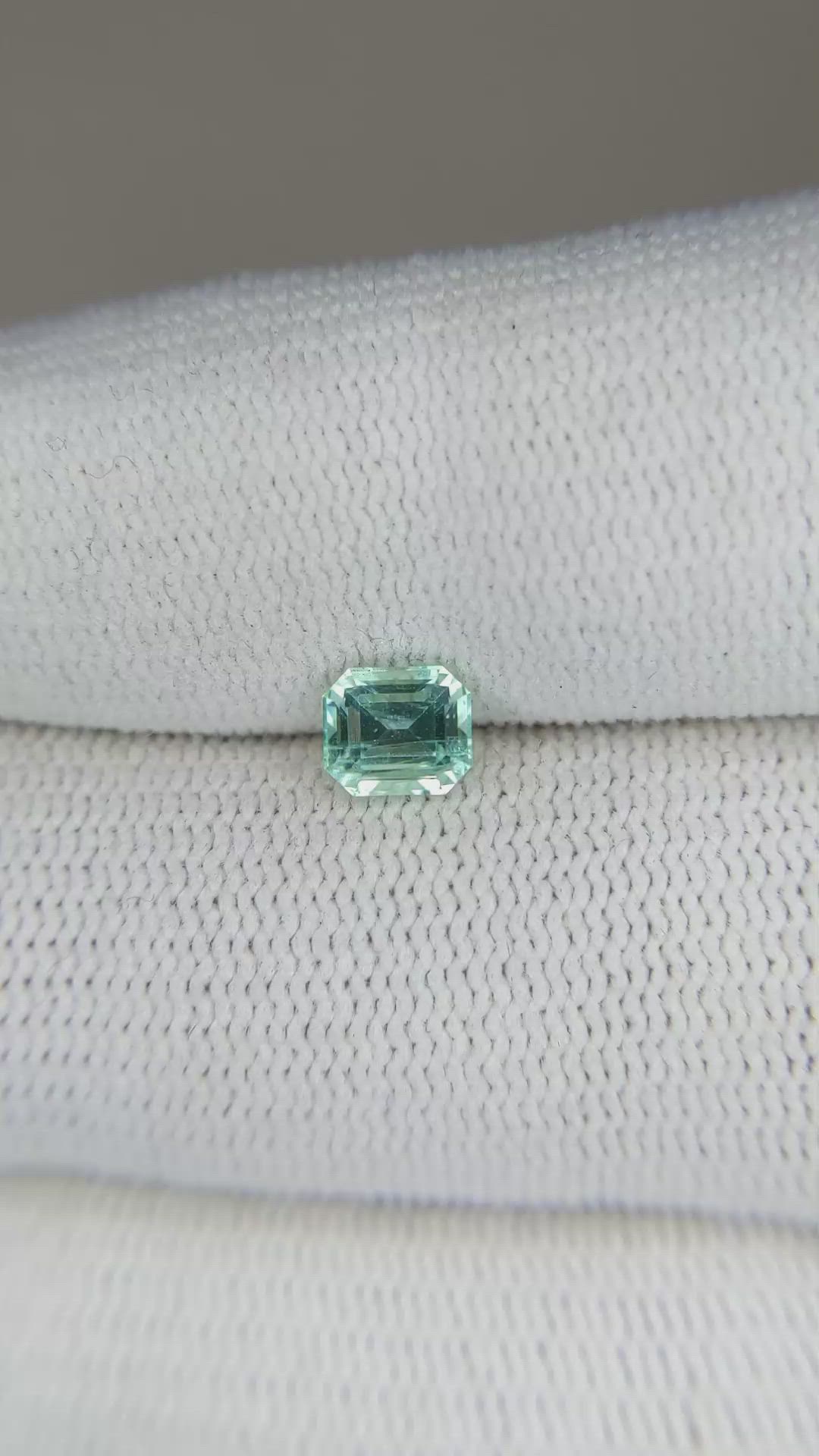 0.61 Ct. Emerald from Russia Size Video