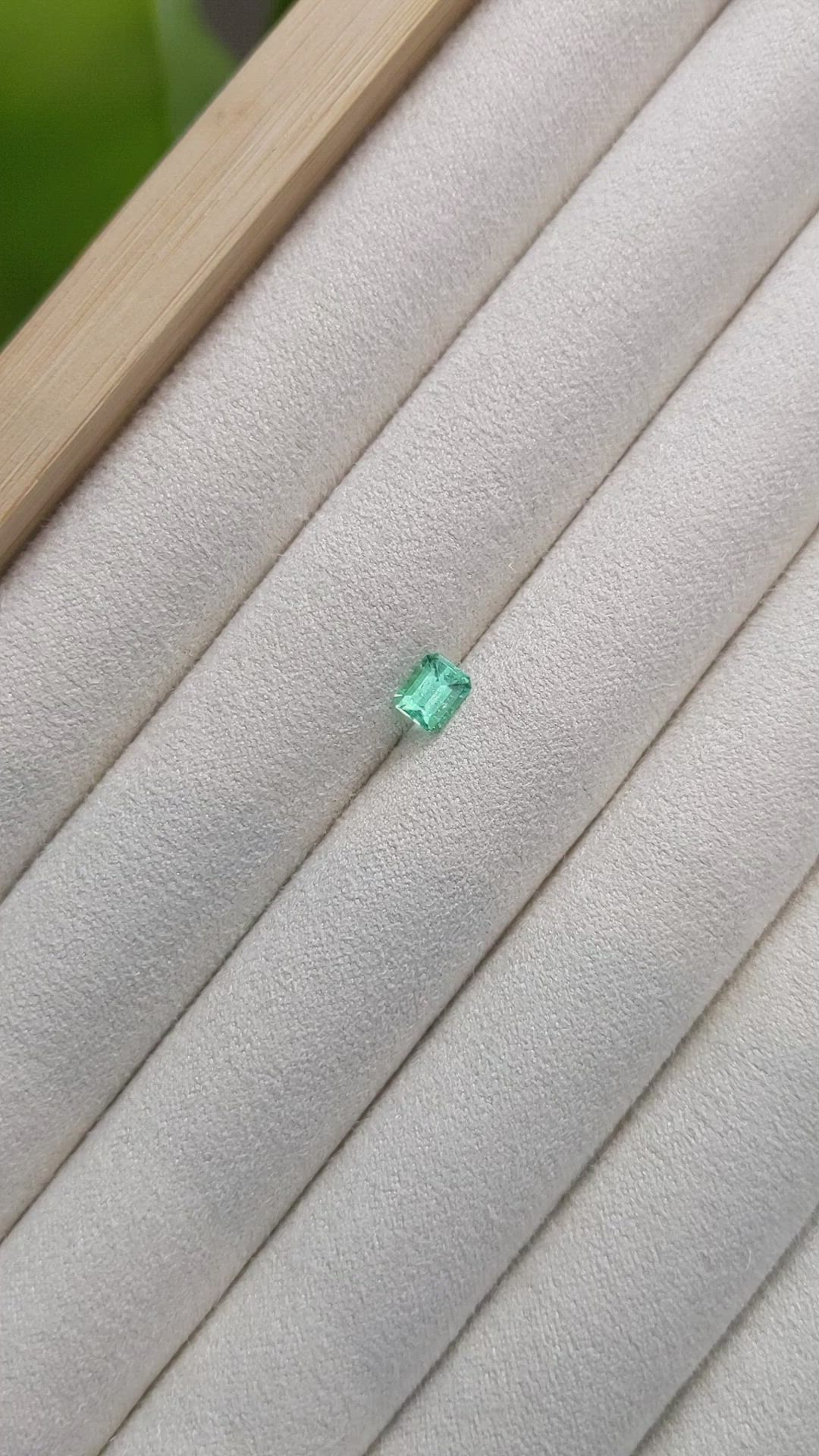 0.52 Ct. Emerald from Russia Size Video