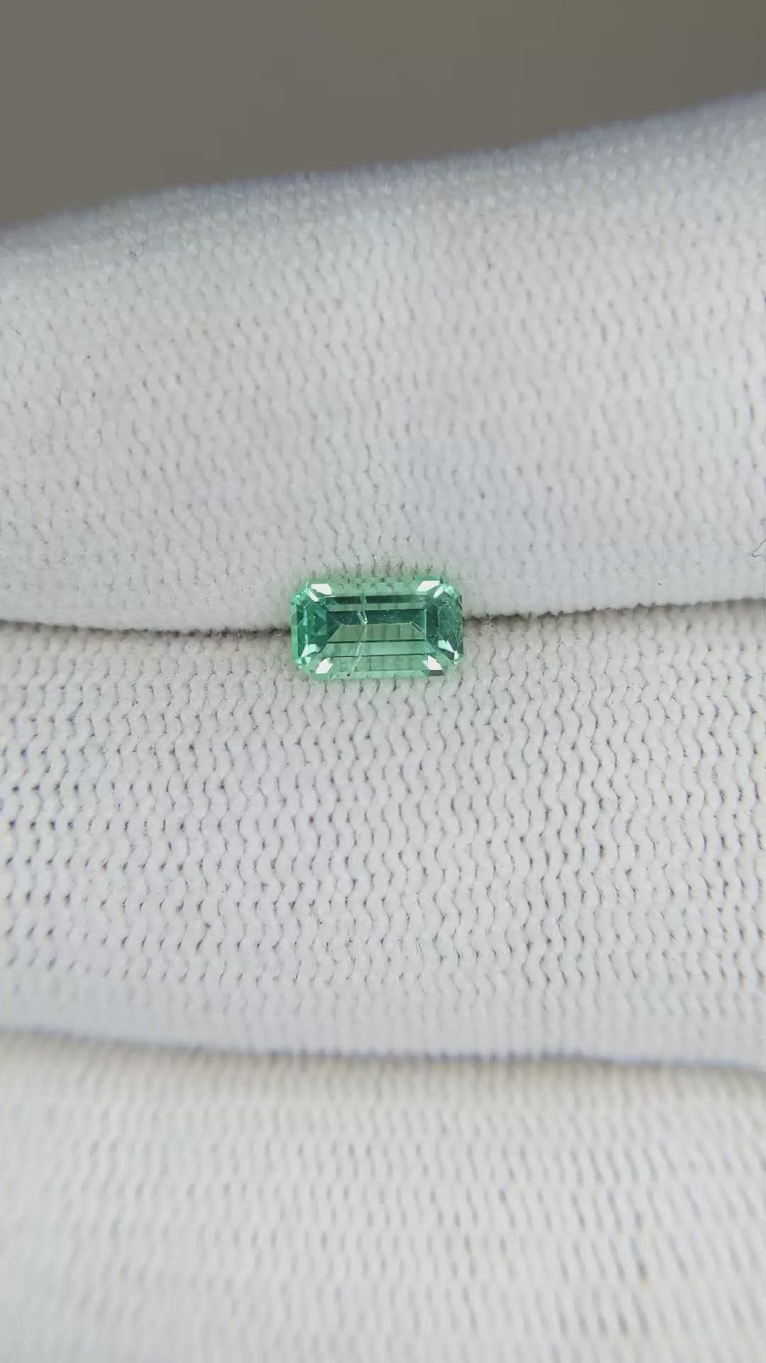 0.57 Ct. Emerald from Russia Size Video