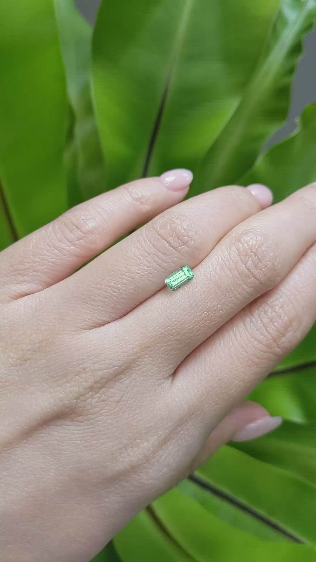 0.57 Ct. Emerald from Russia Size Video