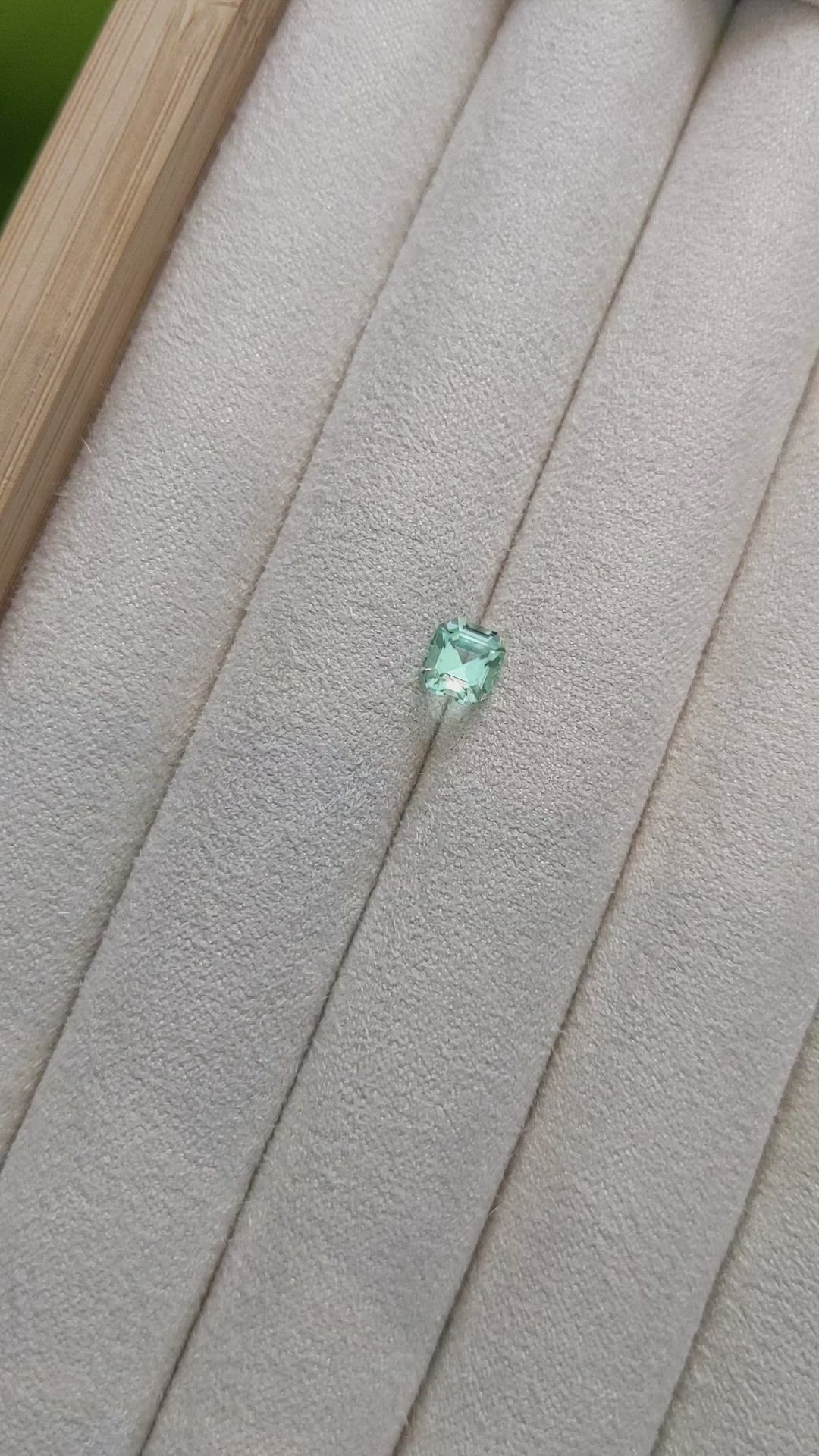 0.67 Ct. Emerald from Russia Size Video