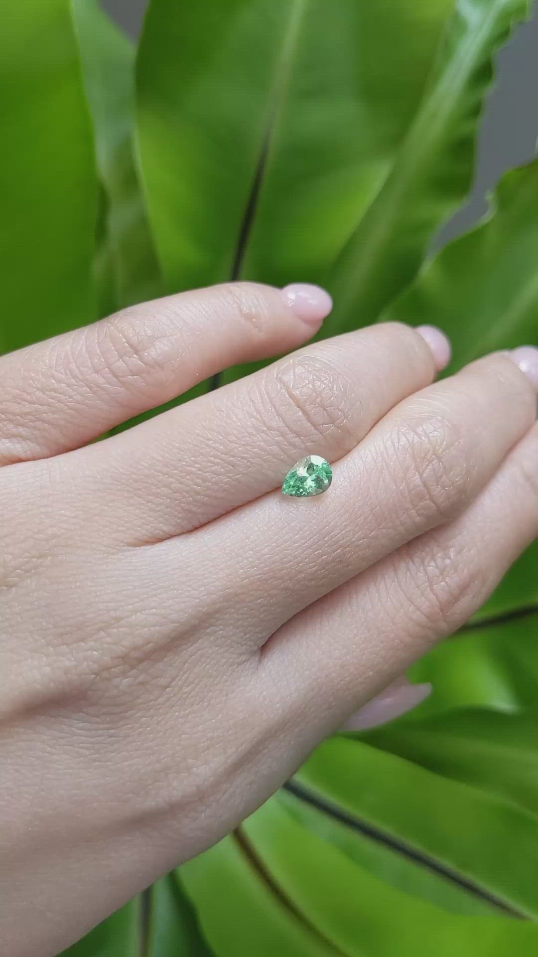 0.71 Ct. Emerald from Russia Size Video