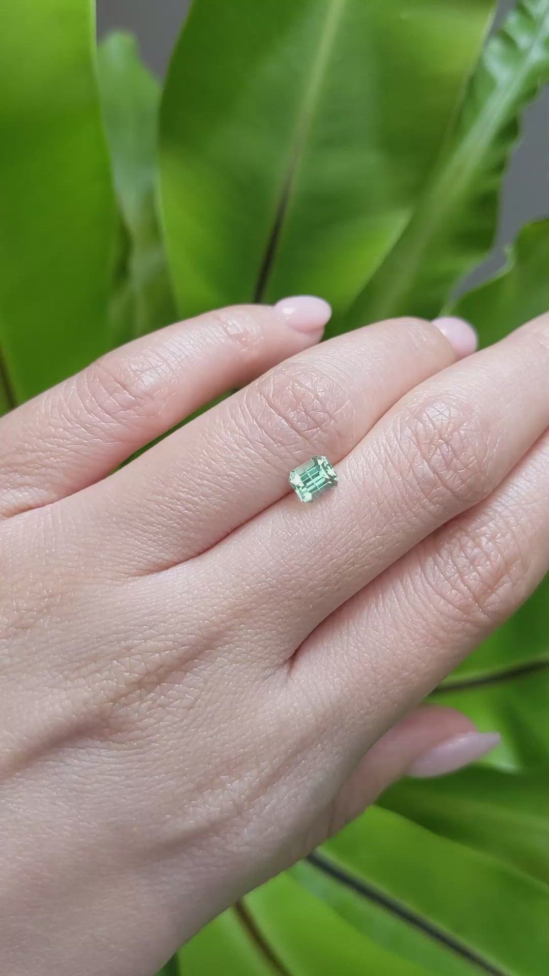 0.70 Ct. Emerald from Russia Size Video