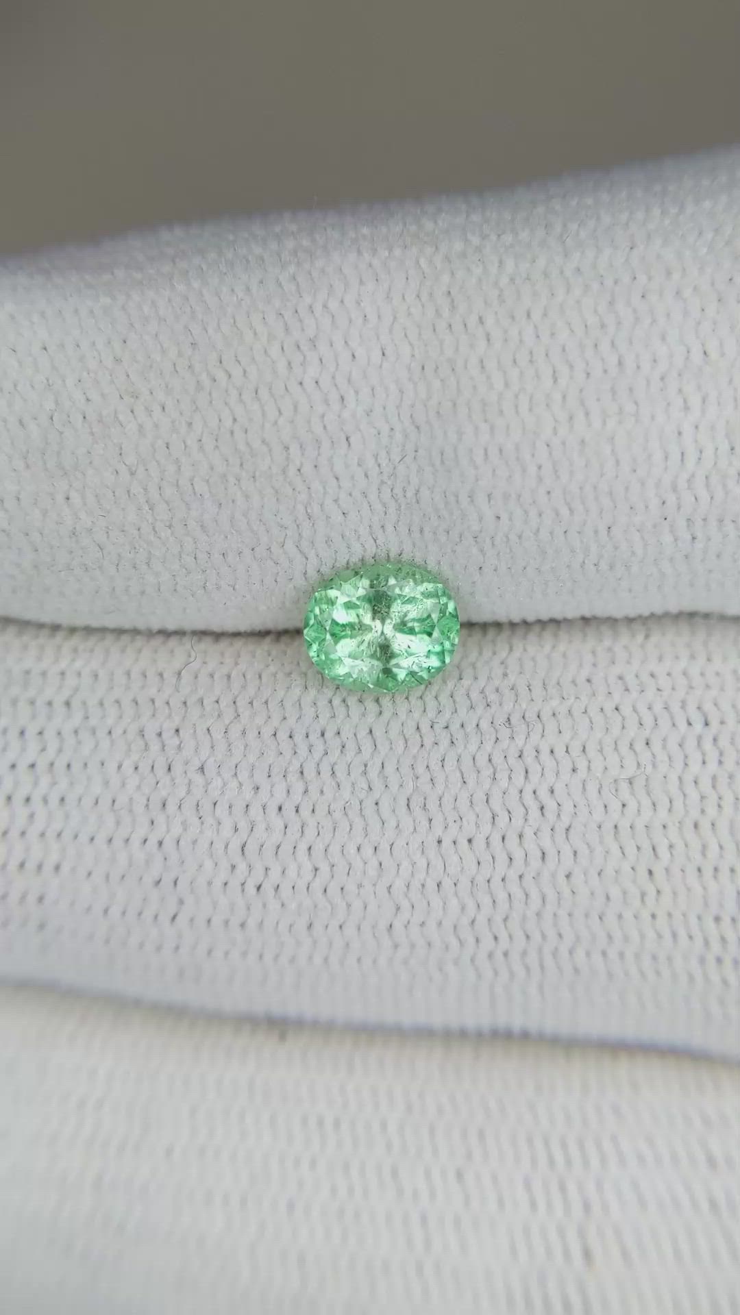 0.67 Ct. Emerald from Russia Size Video