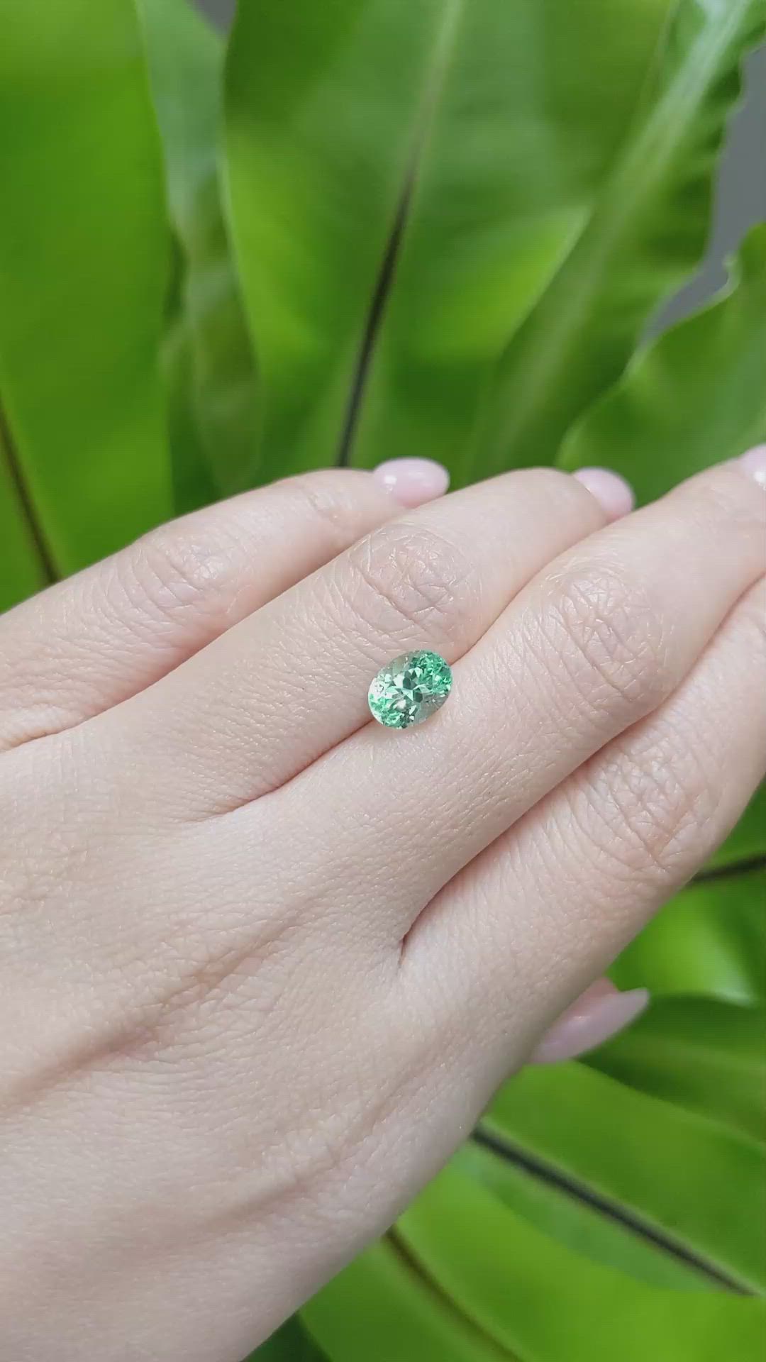 1.38 Ct. Emerald from Russia Size Video