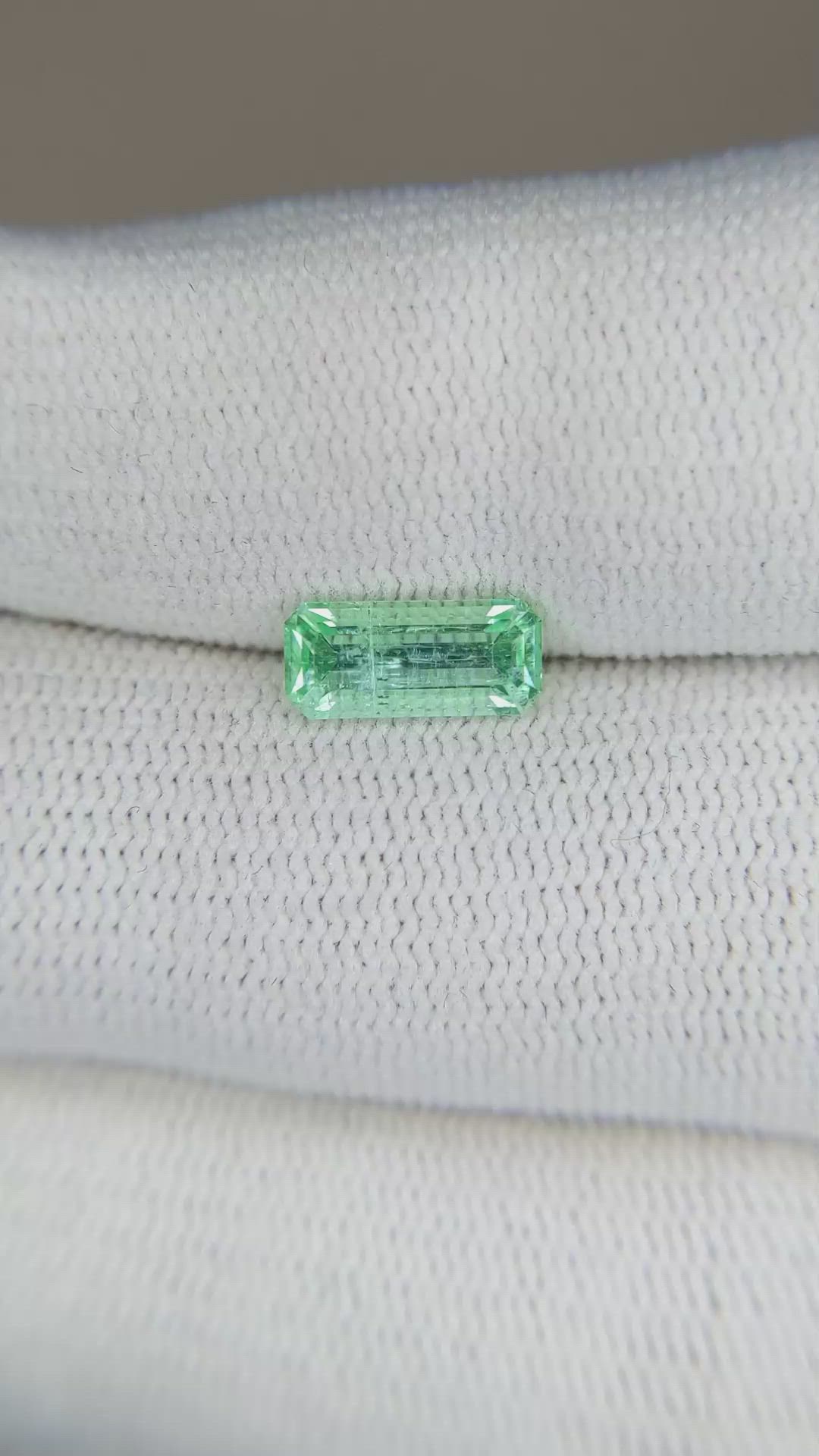 1.09 Ct. Emerald from Russia Size Video