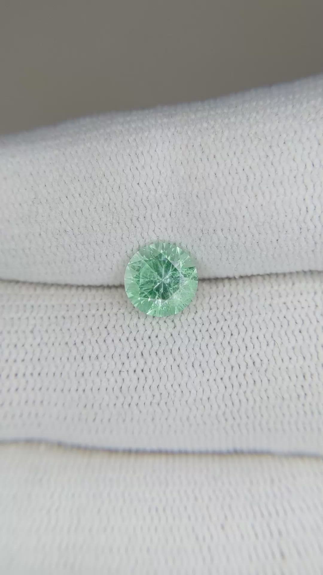 1.06 Ct. Emerald from Russia Size Video