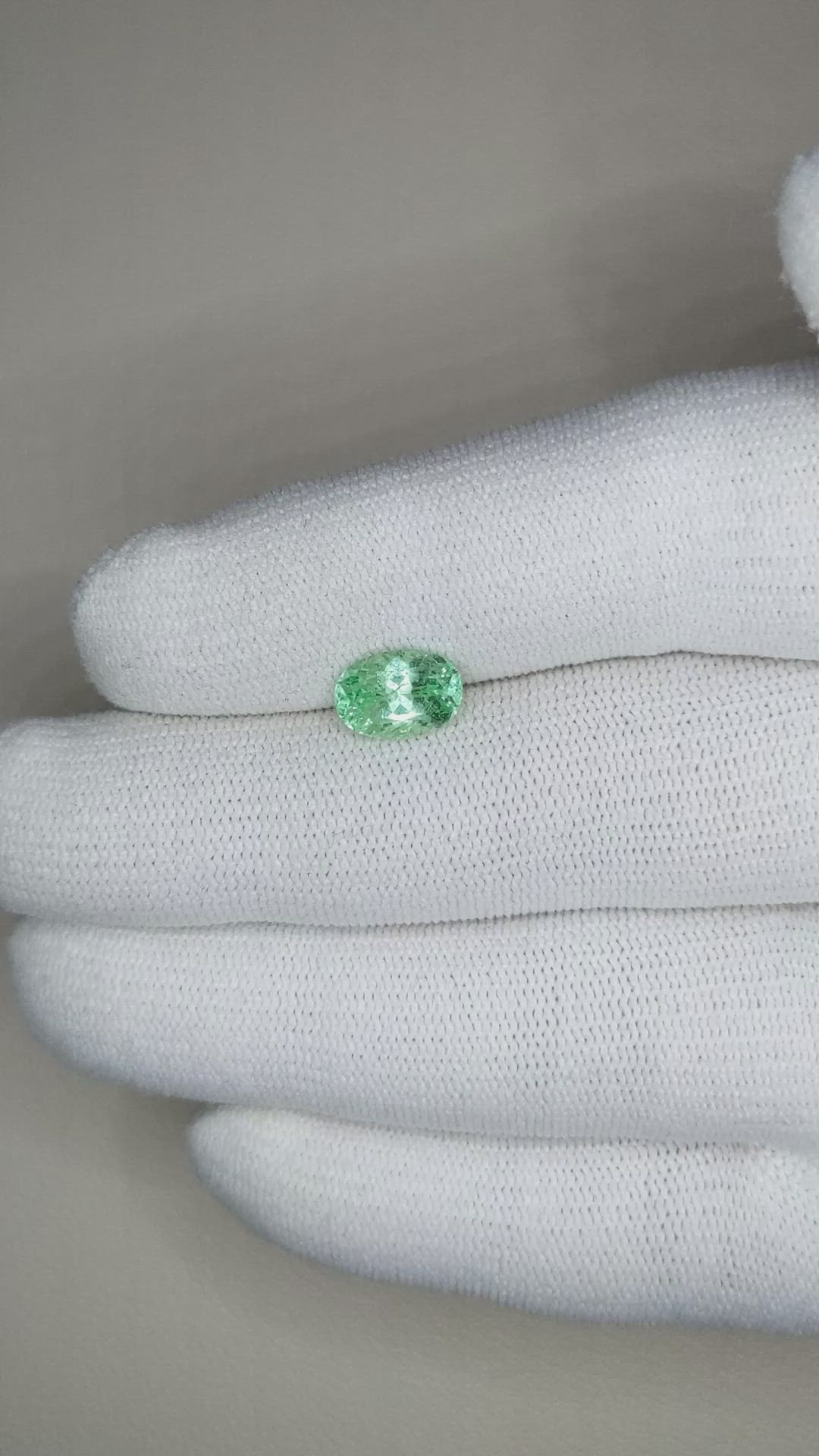 1.58 Ct. Emerald from Russia Size Video