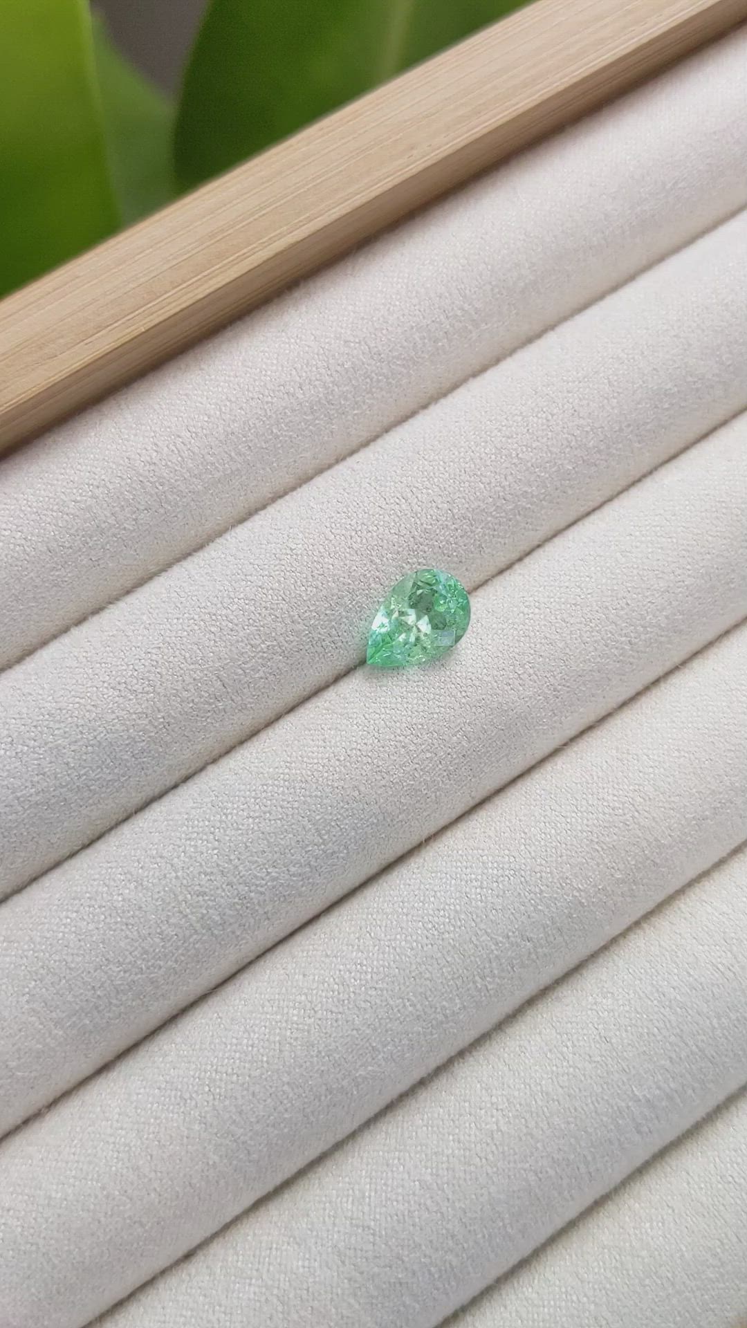 1.93 Ct. Emerald from Russia Size Video