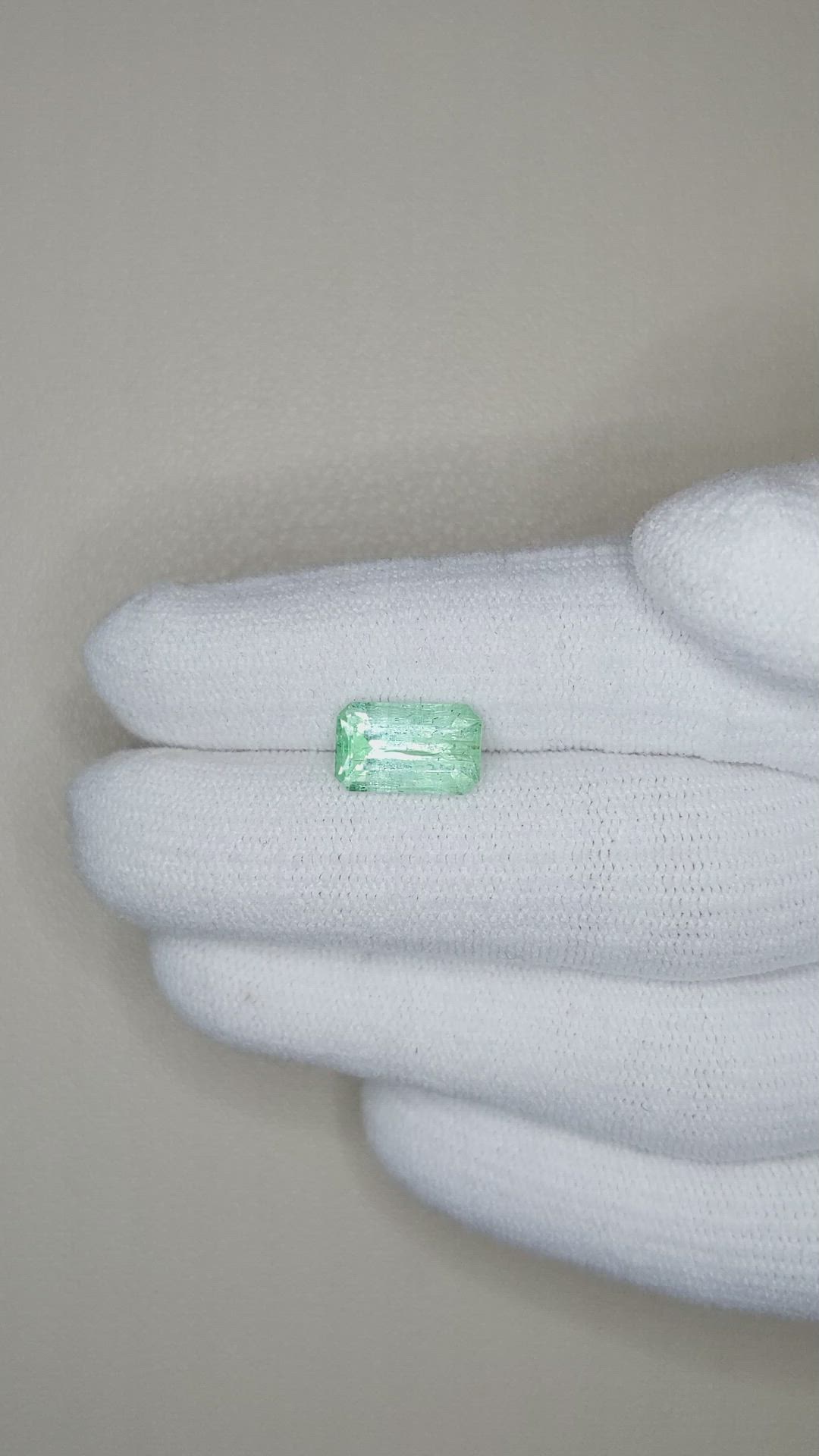 2.41 Ct. Emerald from Russia Size Video