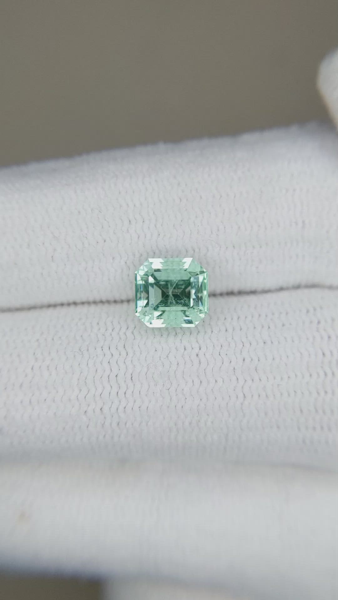 1.36 Ct. Emerald from Russia Size Video