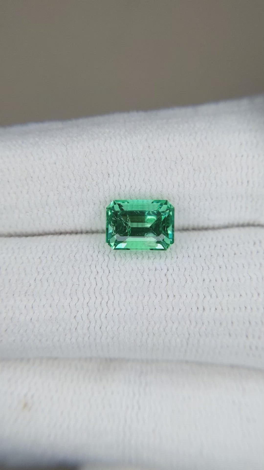 1.41 Ct. Emerald from Russia Size Video
