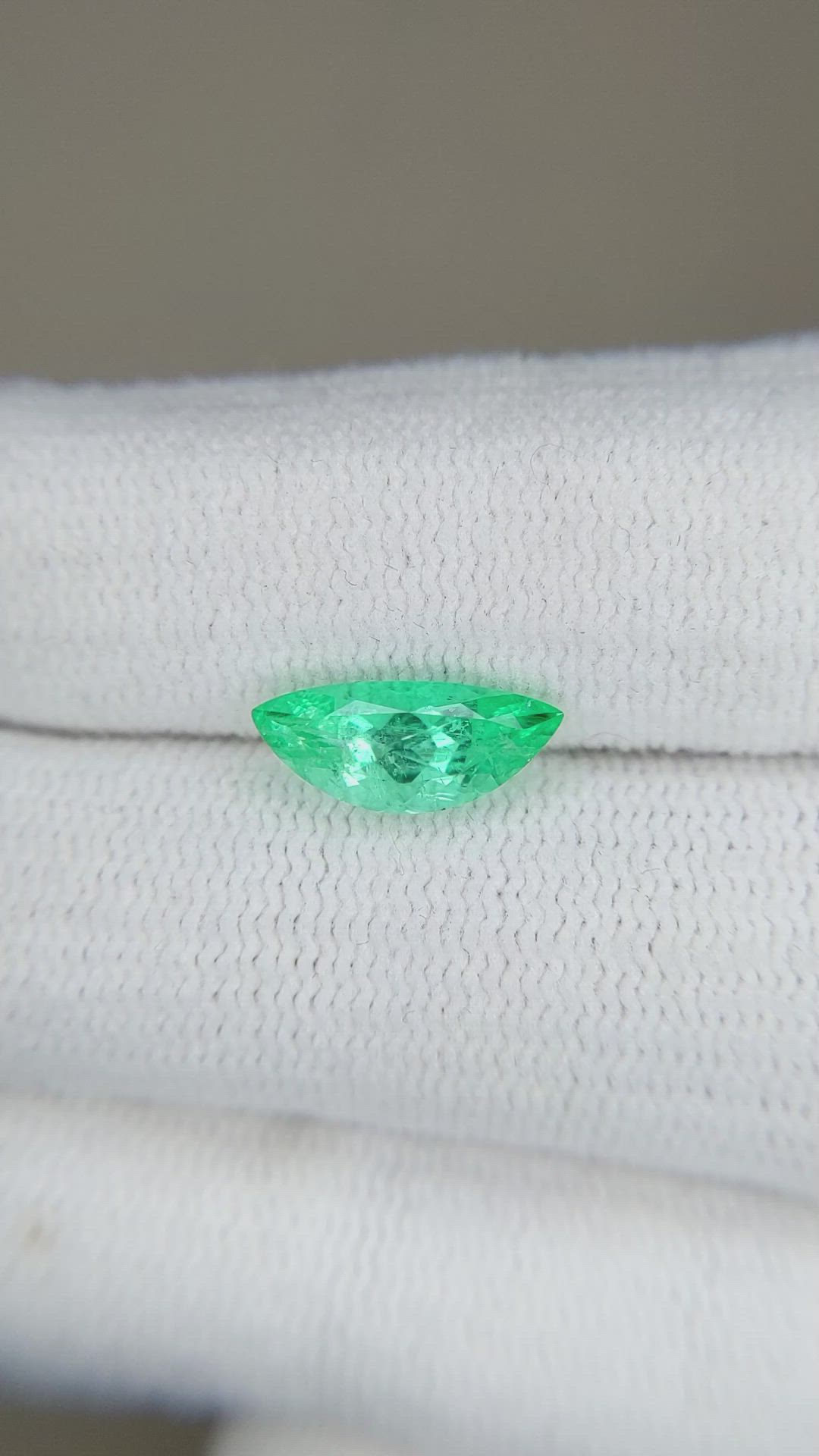 1.16 Ct. Emerald from Russia Size Video