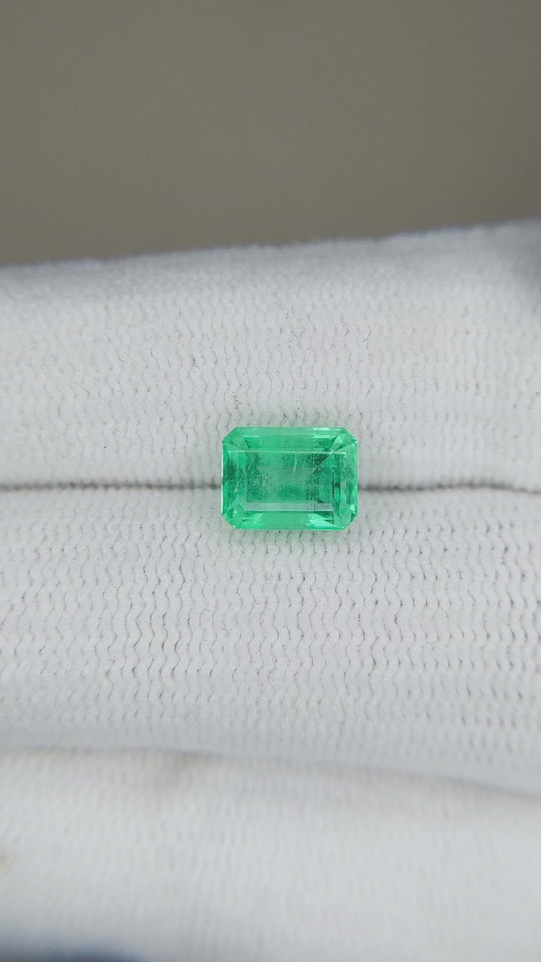 1.36 Ct. Emerald from Russia Size Video