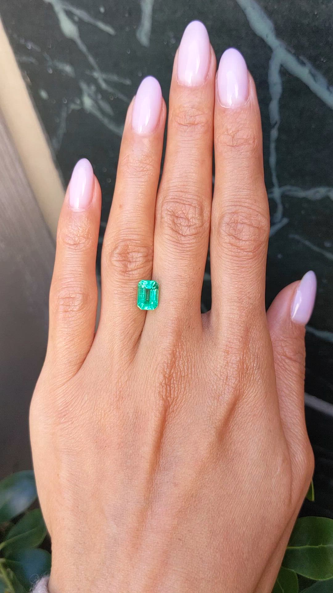 2.21 Ct. Emerald from Colombia Size Video