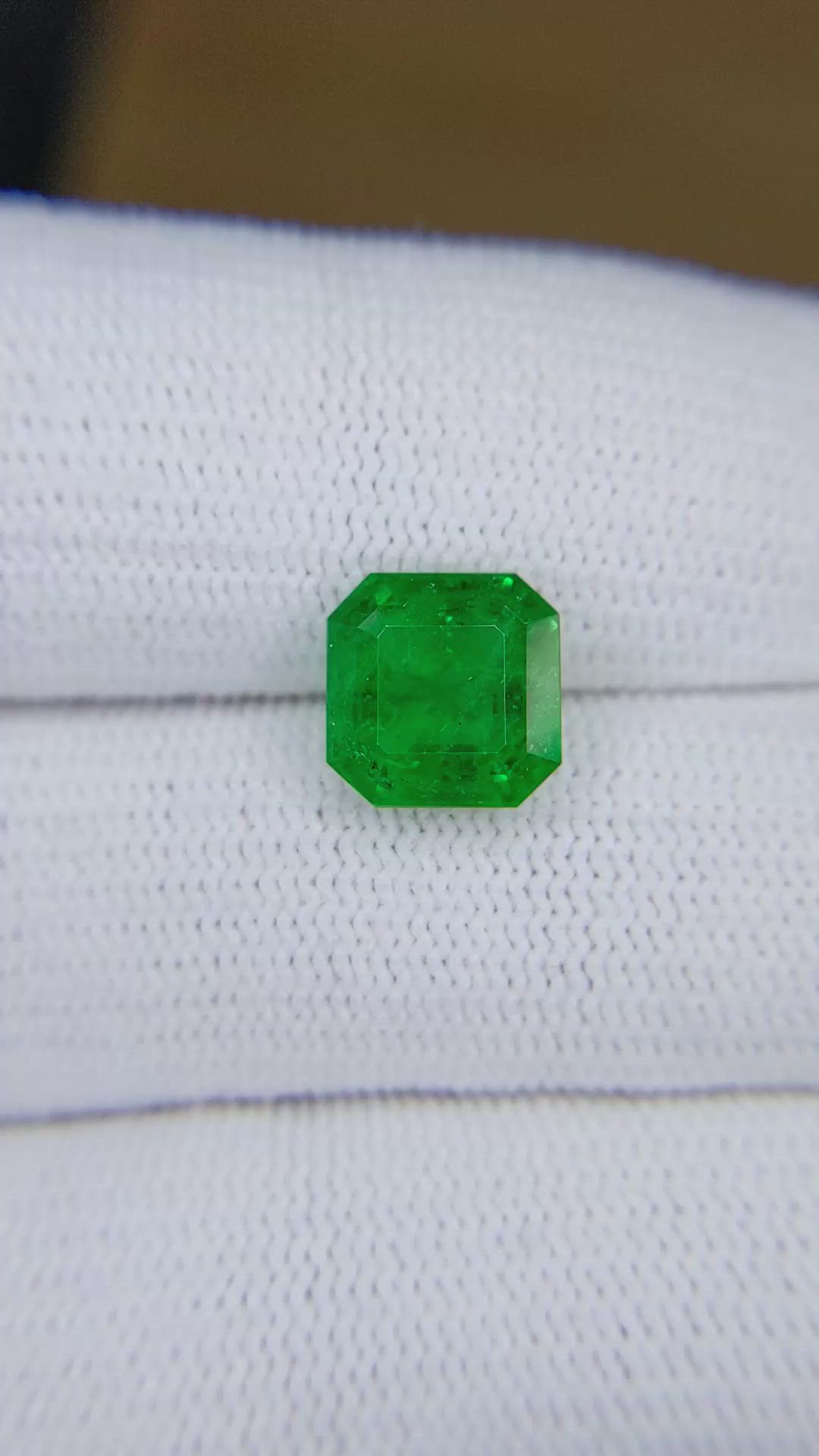 2.47 Ct. Emerald from Zambia Size Video