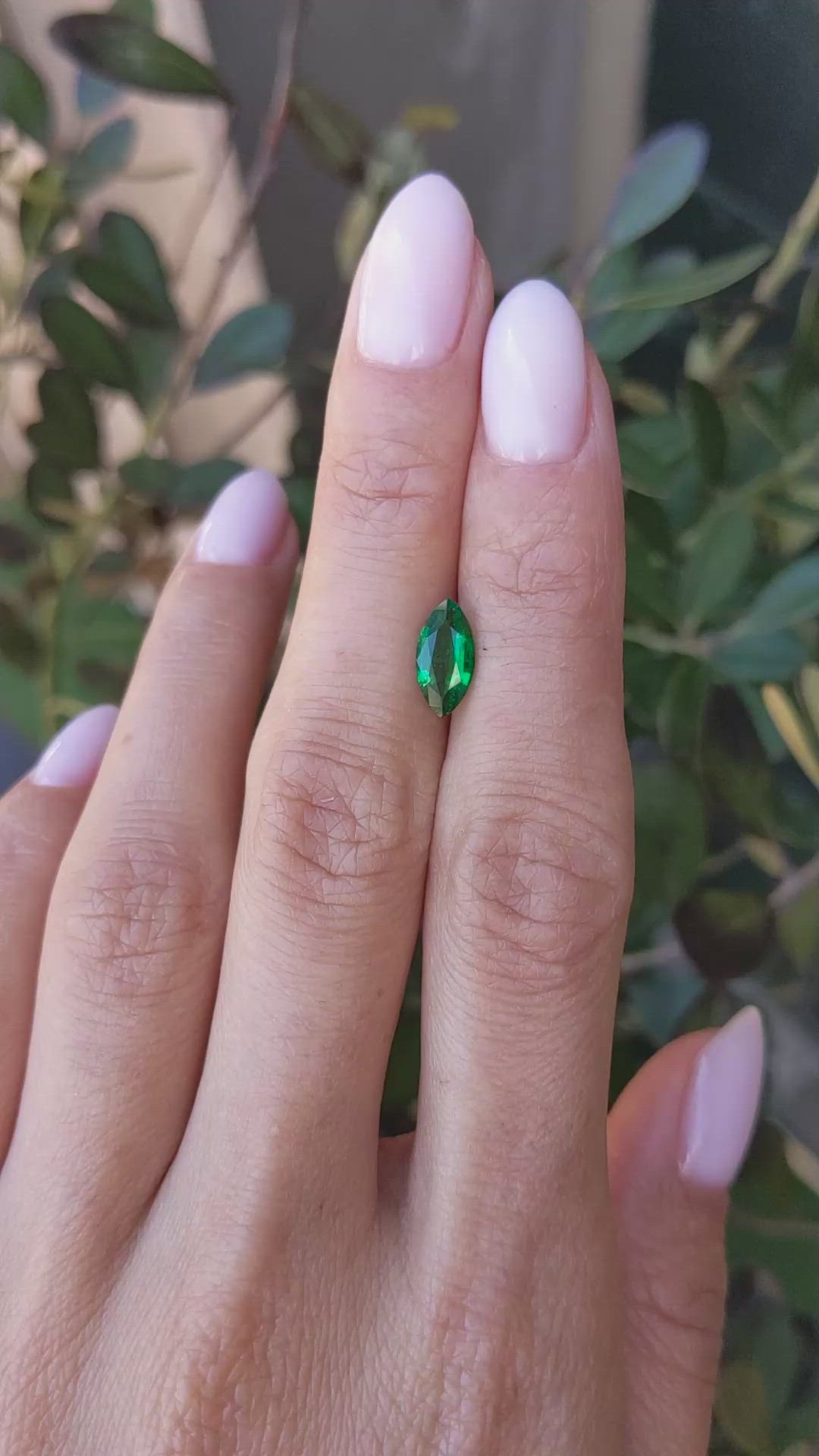 0.94 Ct. Emerald from Zambia Size Video