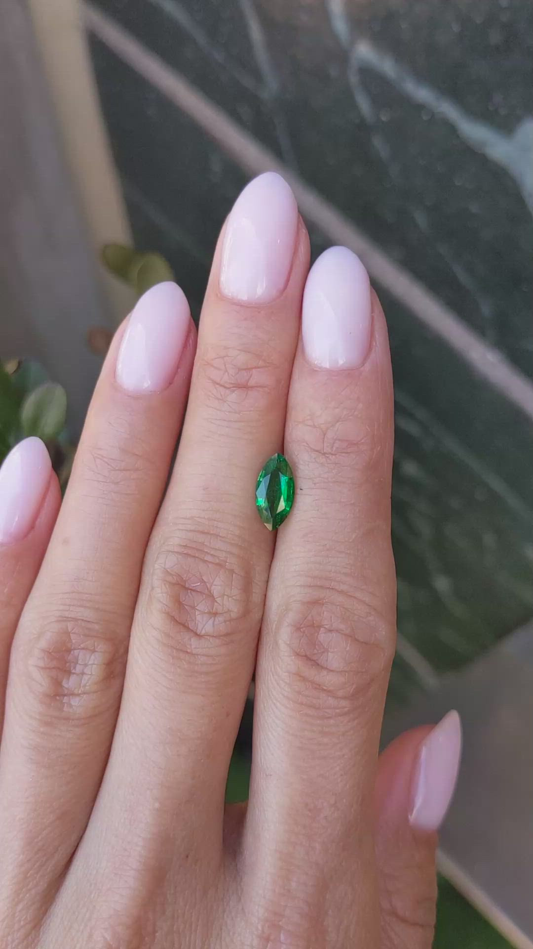 0.94 Ct. Emerald from Zambia Size Video