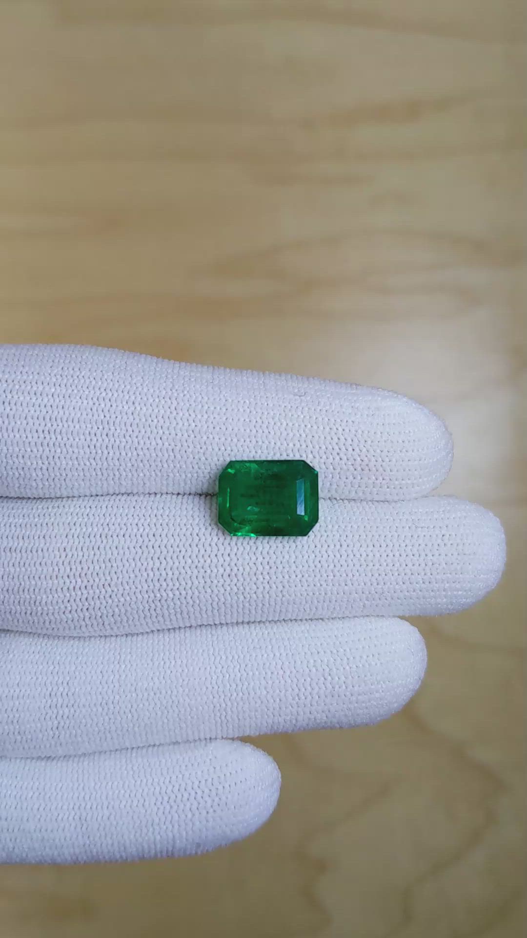 4.41 Ct. Emerald from Zambia Size Video