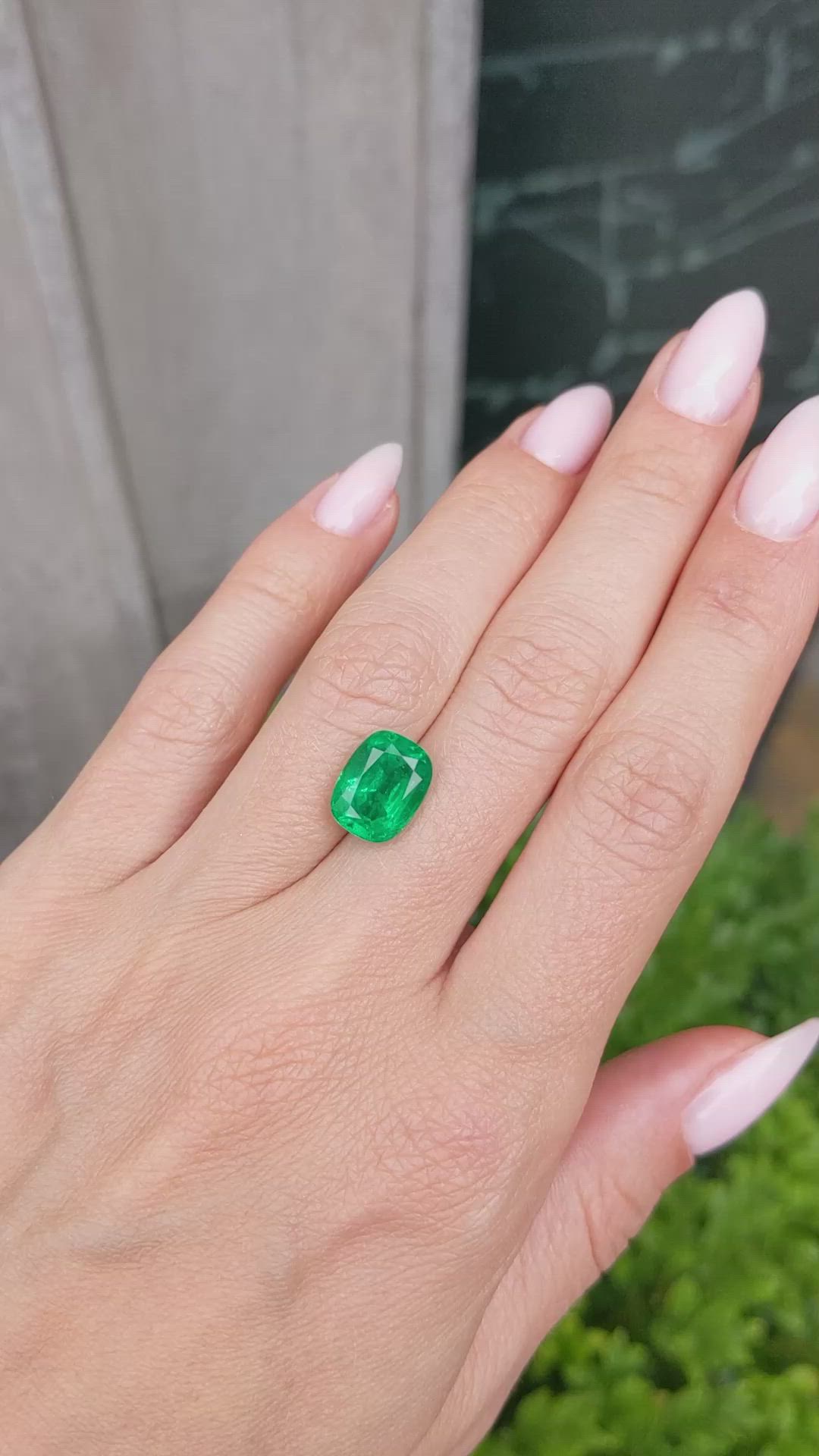 4.08 Ct. Emerald from Zambia Size Video