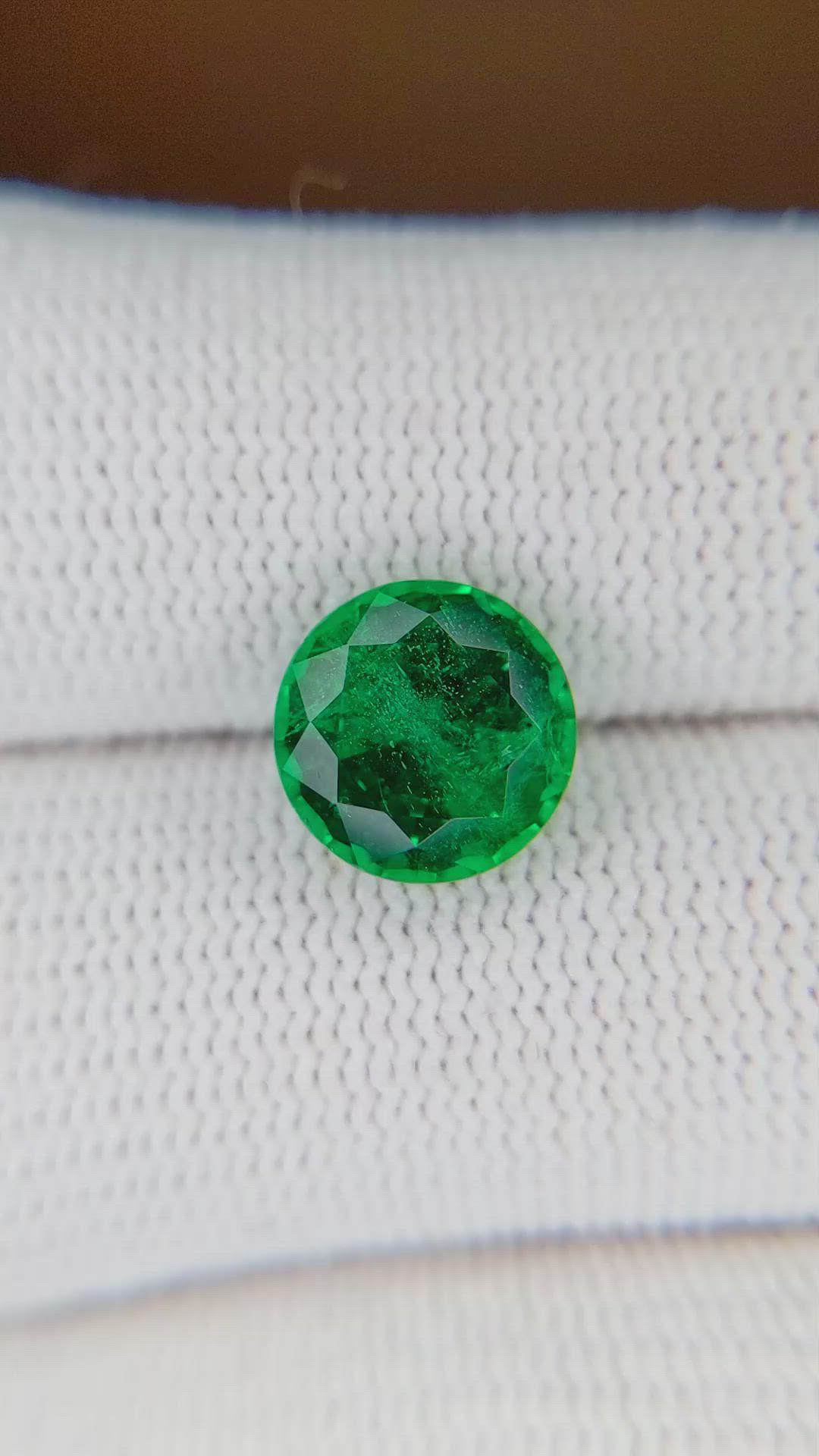 2.48 Ct. Emerald from Zambia Size Video