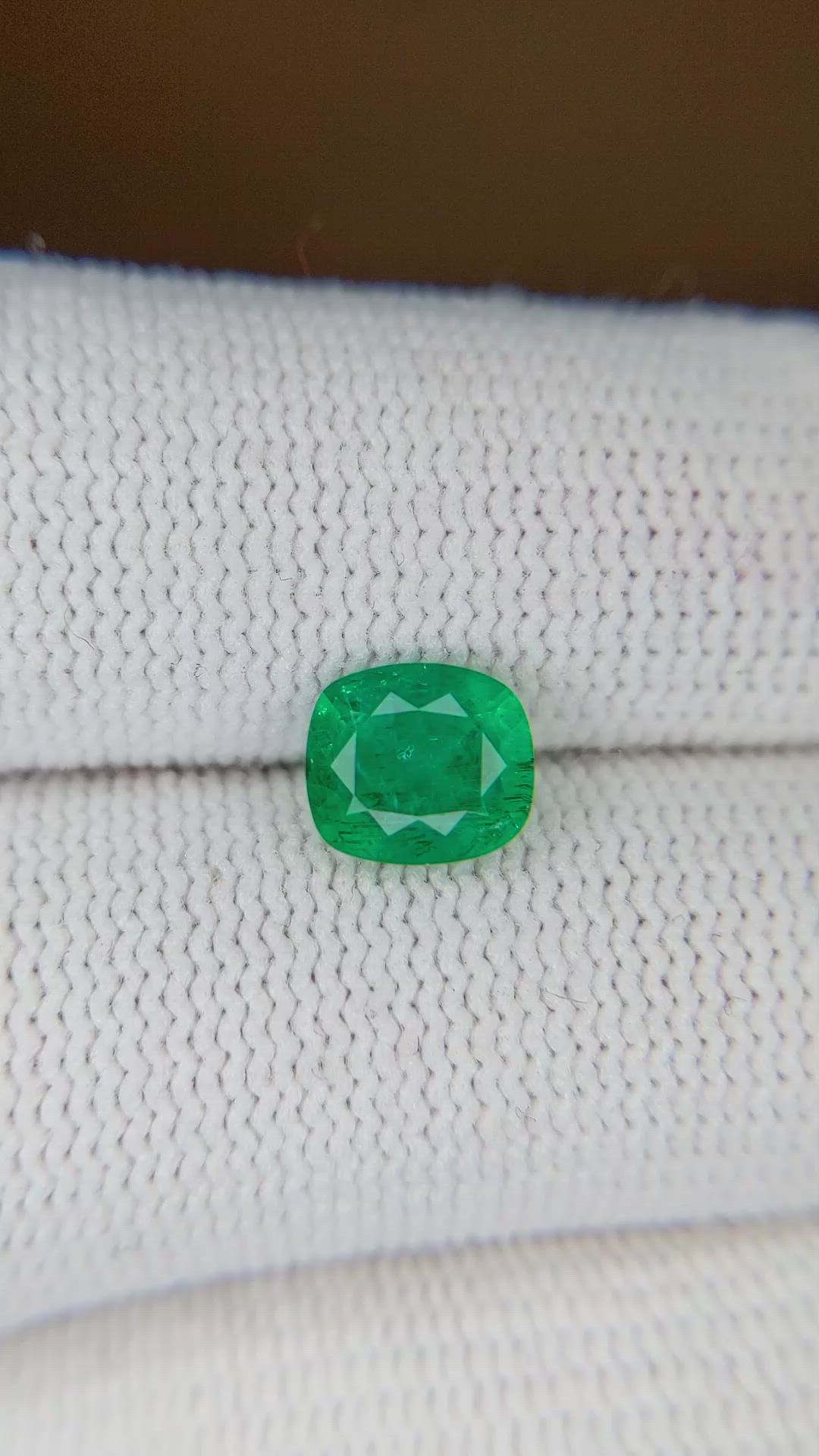 0.94 Ct. Emerald from Afghanistan Size Video