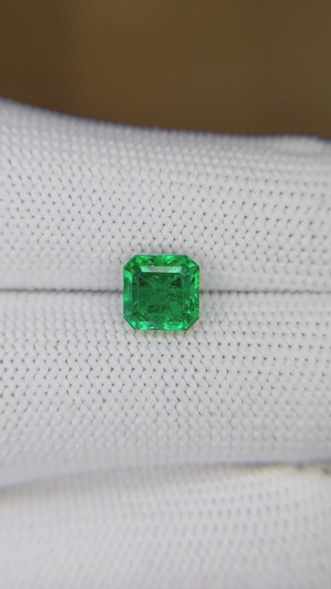 1.71 Ct. Emerald from Zambia Size Video